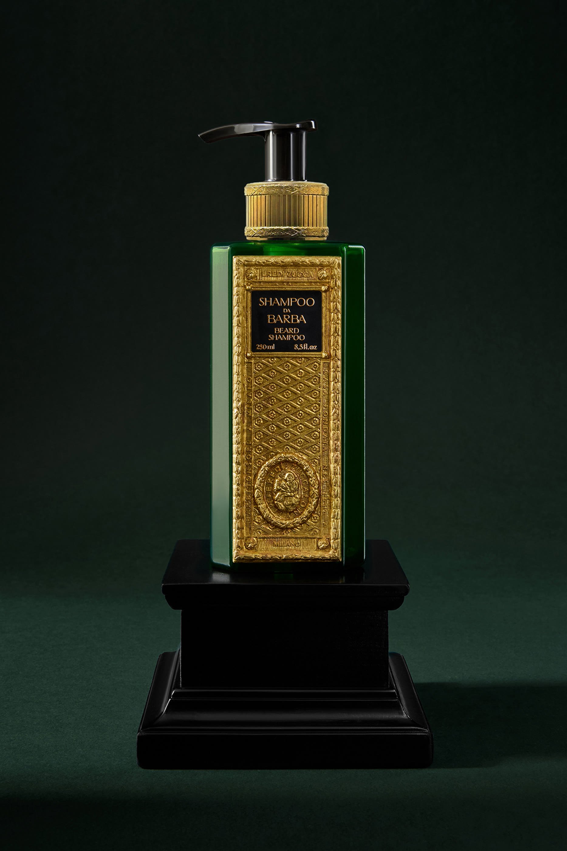 موزع شامبو للحية