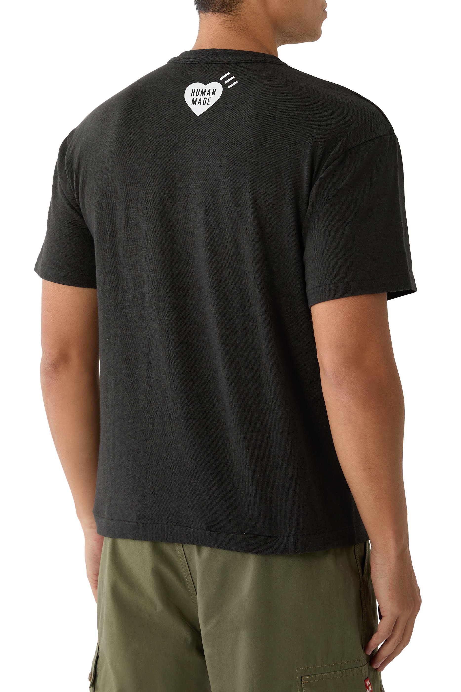 تيشيرت بنقشة غرافيكية