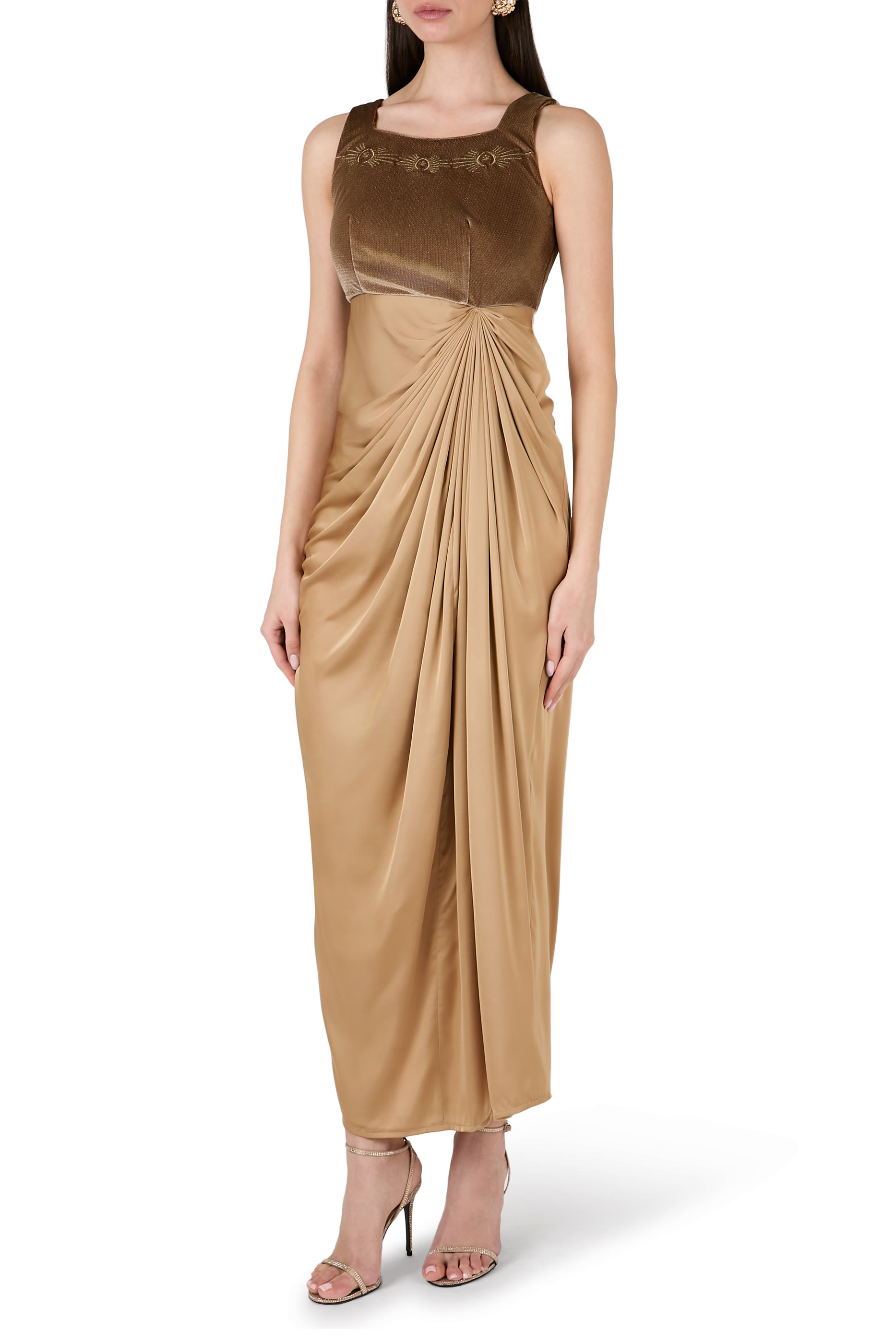 قفطان بتصميم ملفوف مخمل