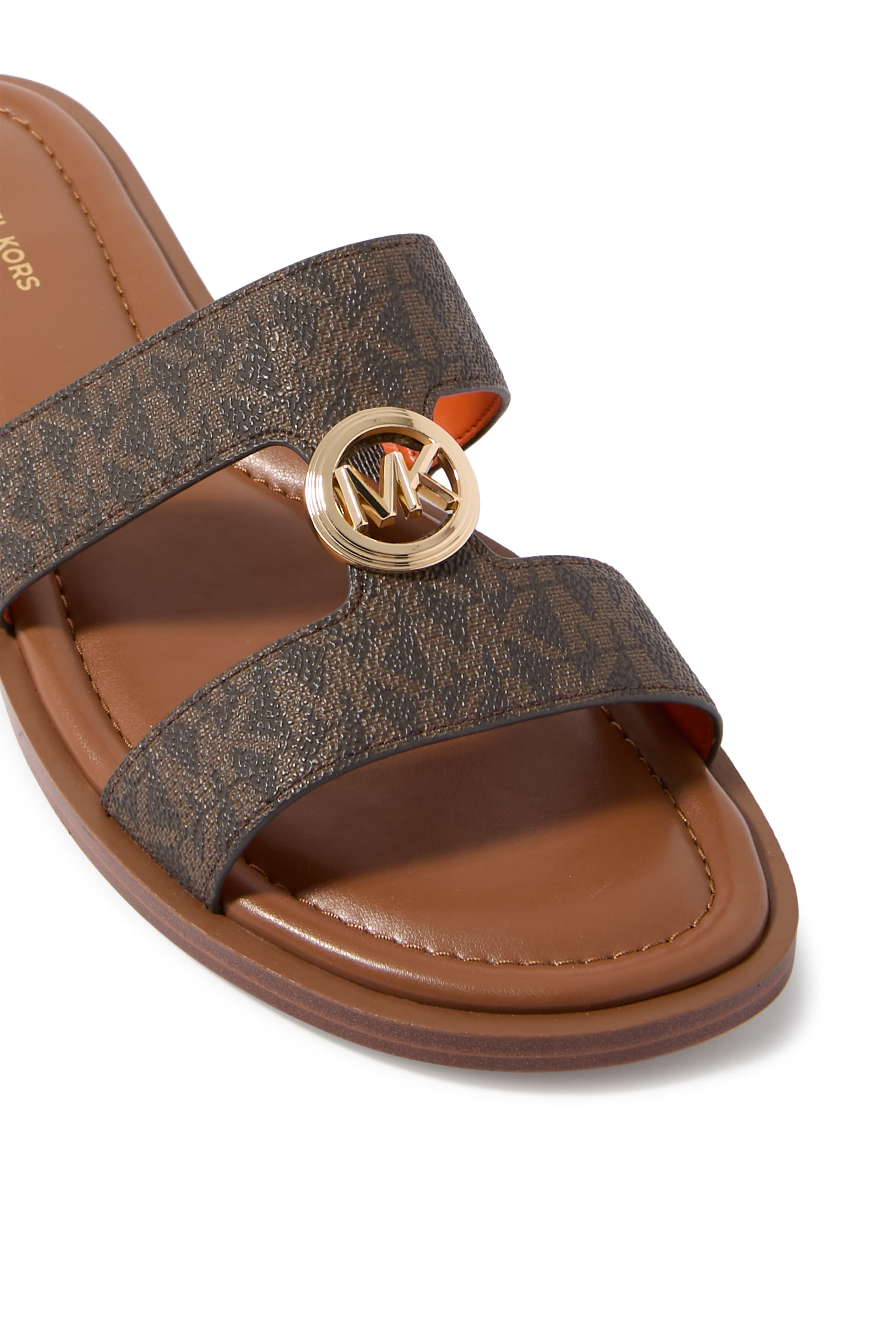 صندل إيرين بنعل مسطح