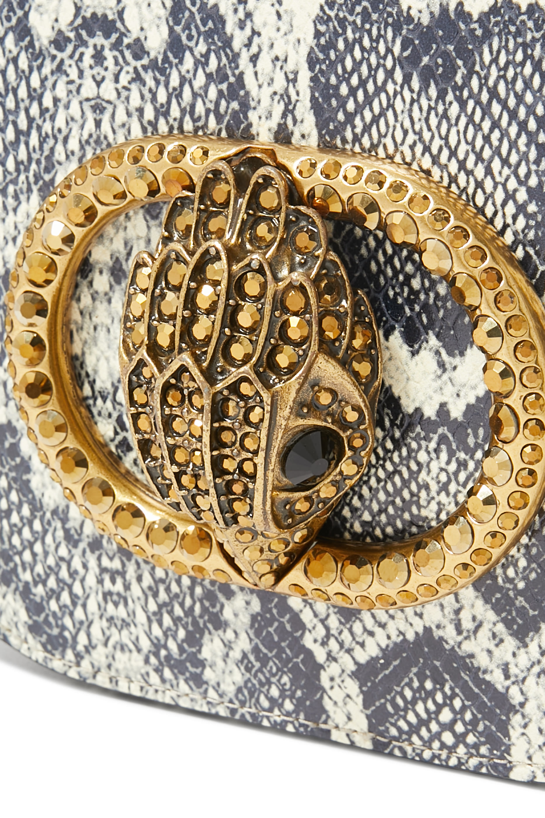 حقيبة كاميرا تشيلسي صغيرة