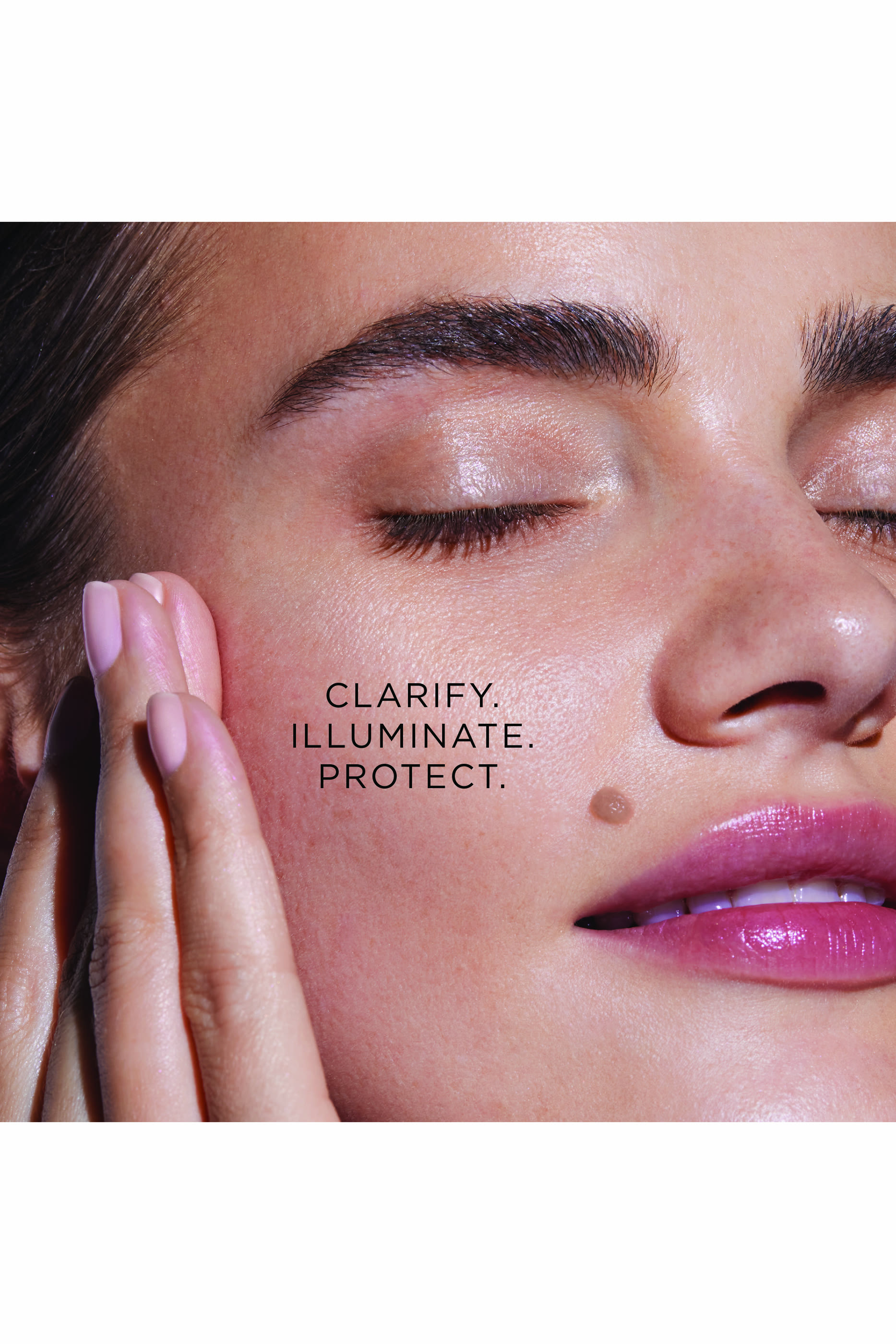 عبوة إعادة ملء سيروم ايكسبشيونال لتعزيز البشرة بفيتامين سي