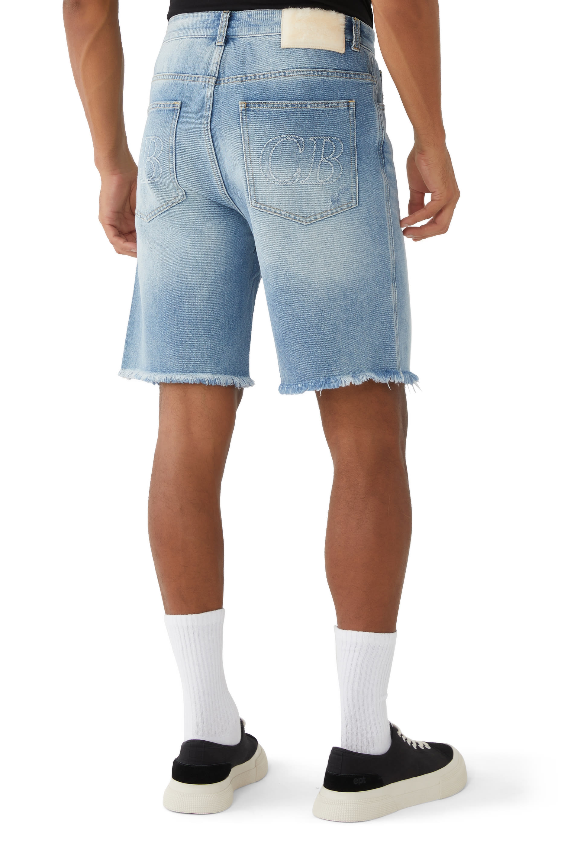 شورت دنيم ممزق