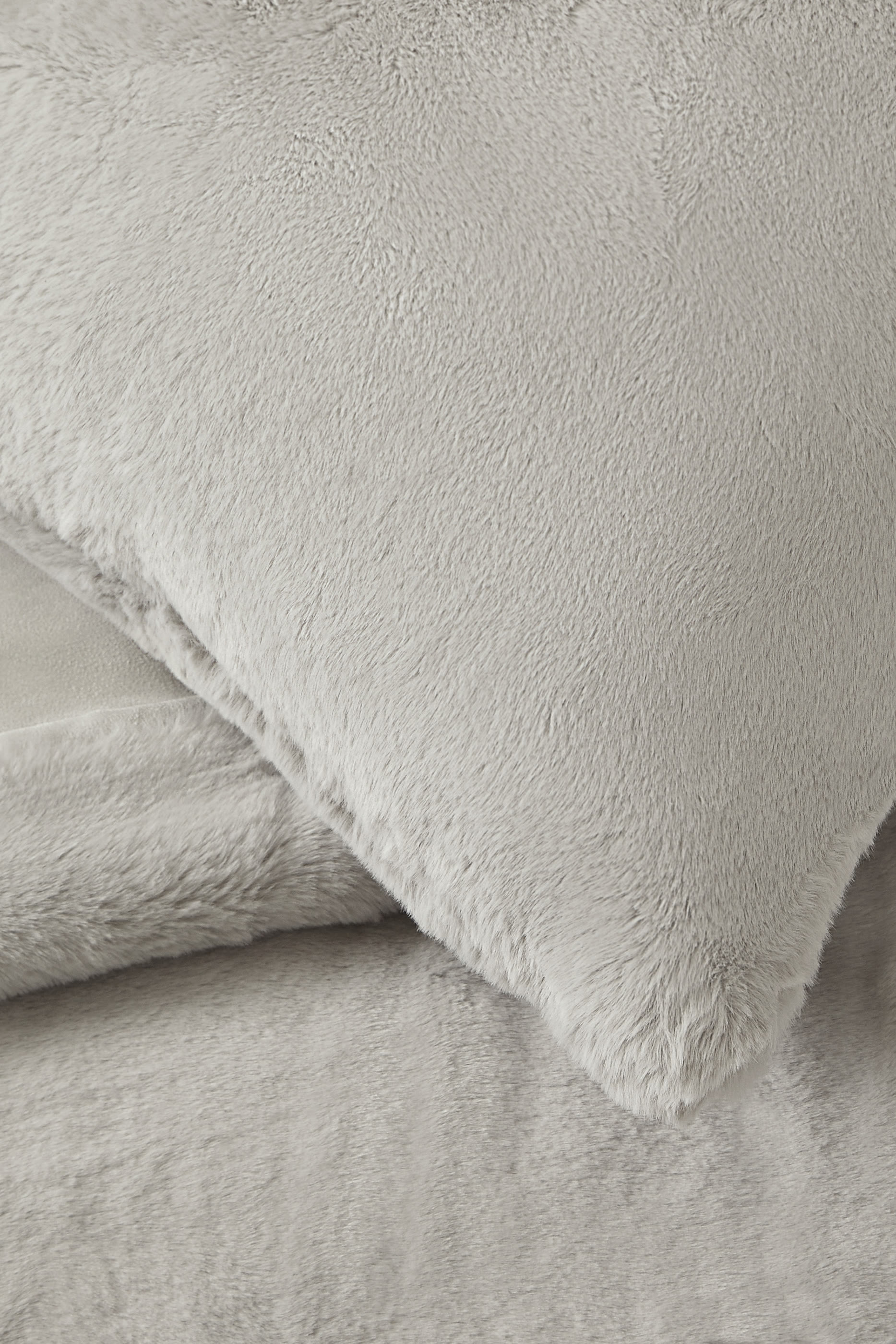 غطاء وسادة فرو صناعي فائق النعومة