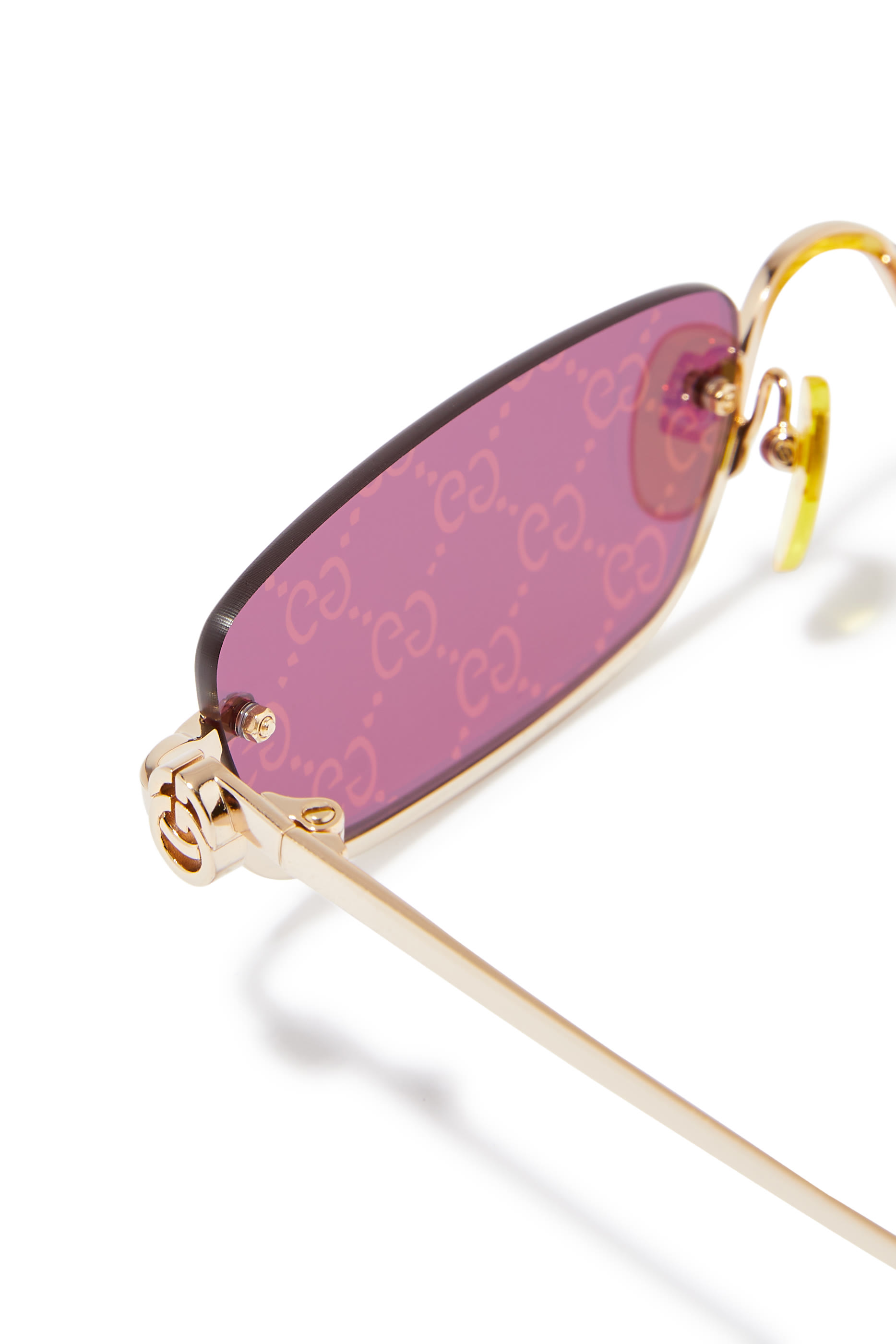 نظارات شمسية بإطار مستطيل