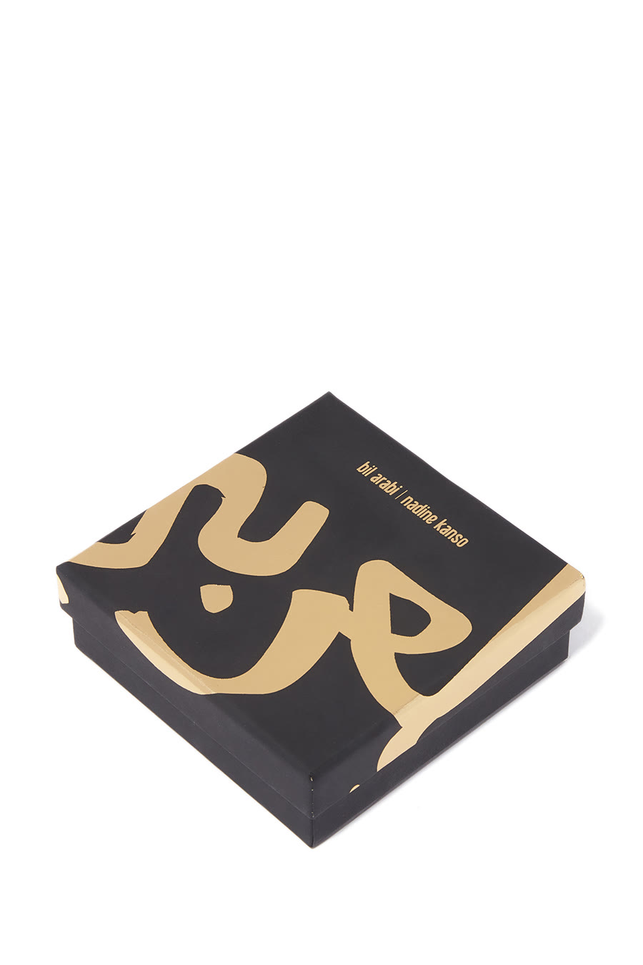 سوار بتصميم كلمة حب مرصعة بماس