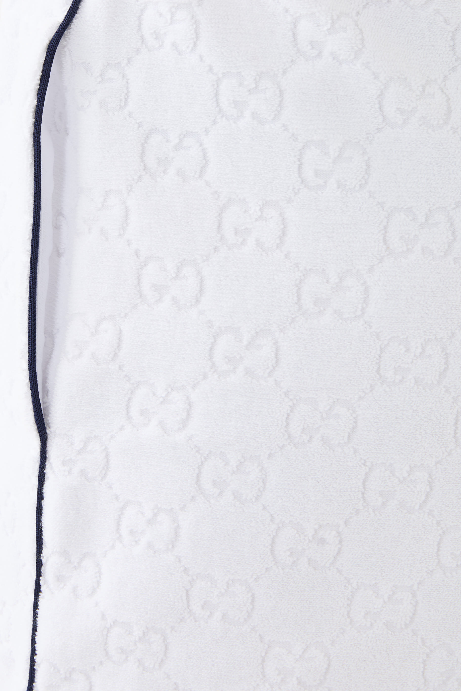 شورت بشعار الماركة قماش تيري