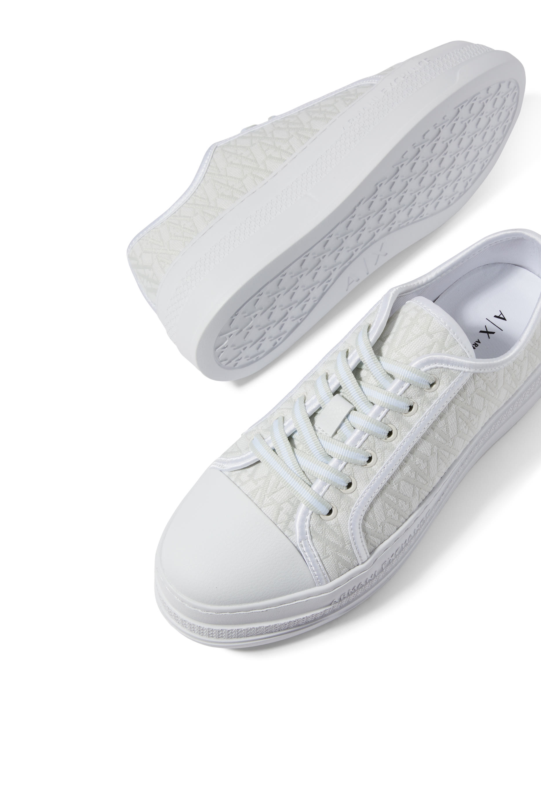 سنيكرز جين بكاحل منخفض