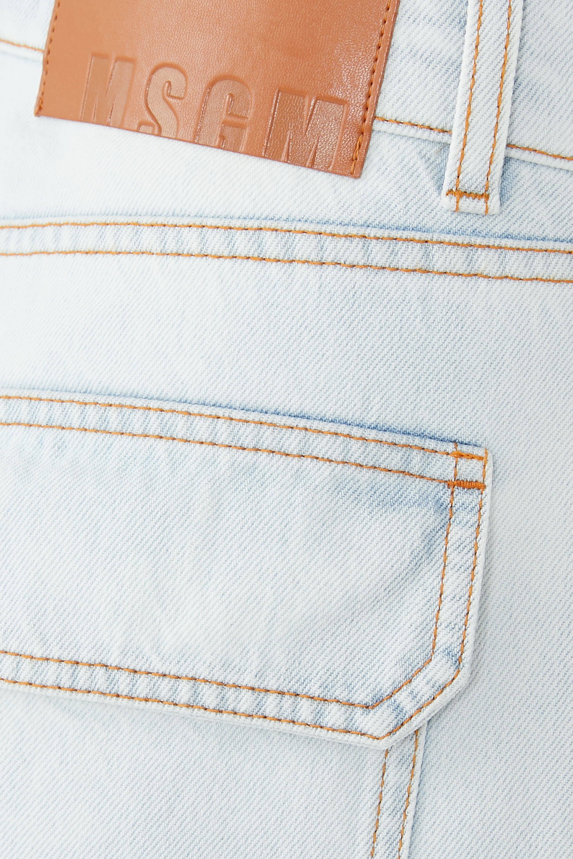 بنطال جينز كارجو بلون فاتح