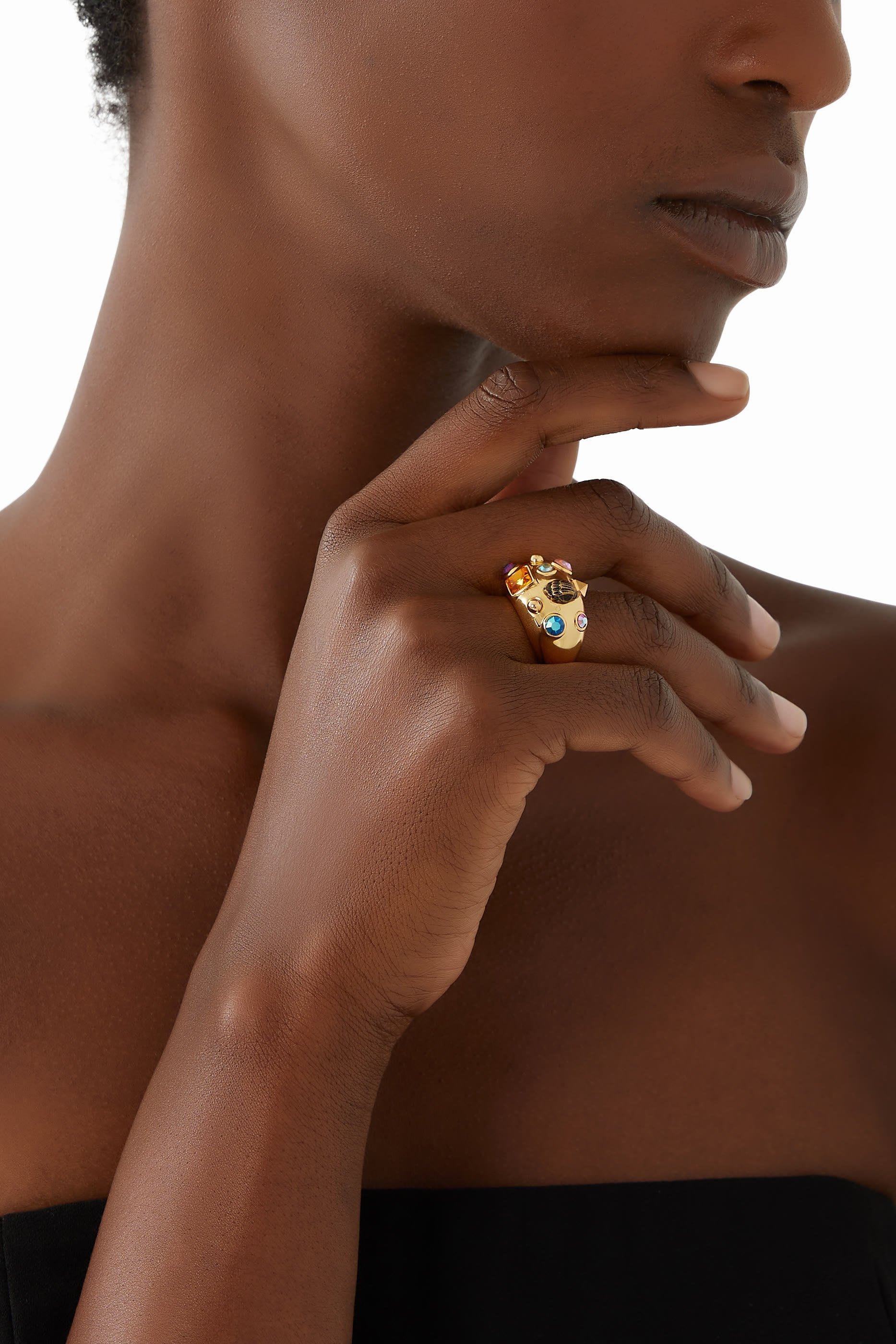 خاتم مرصع بأحجار كريستال مختلفة