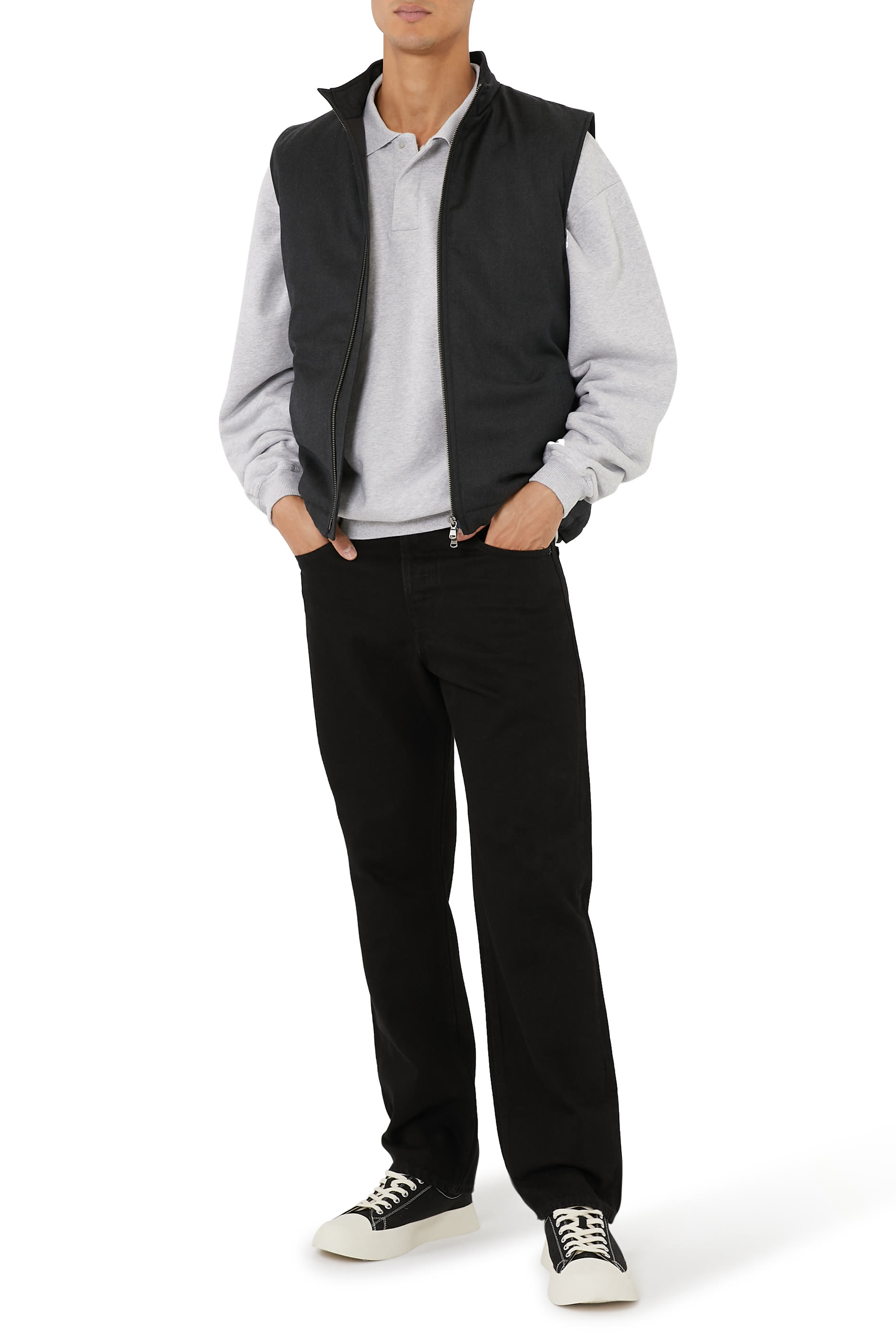 بنطال جينز بقصة ساق مستقيمة