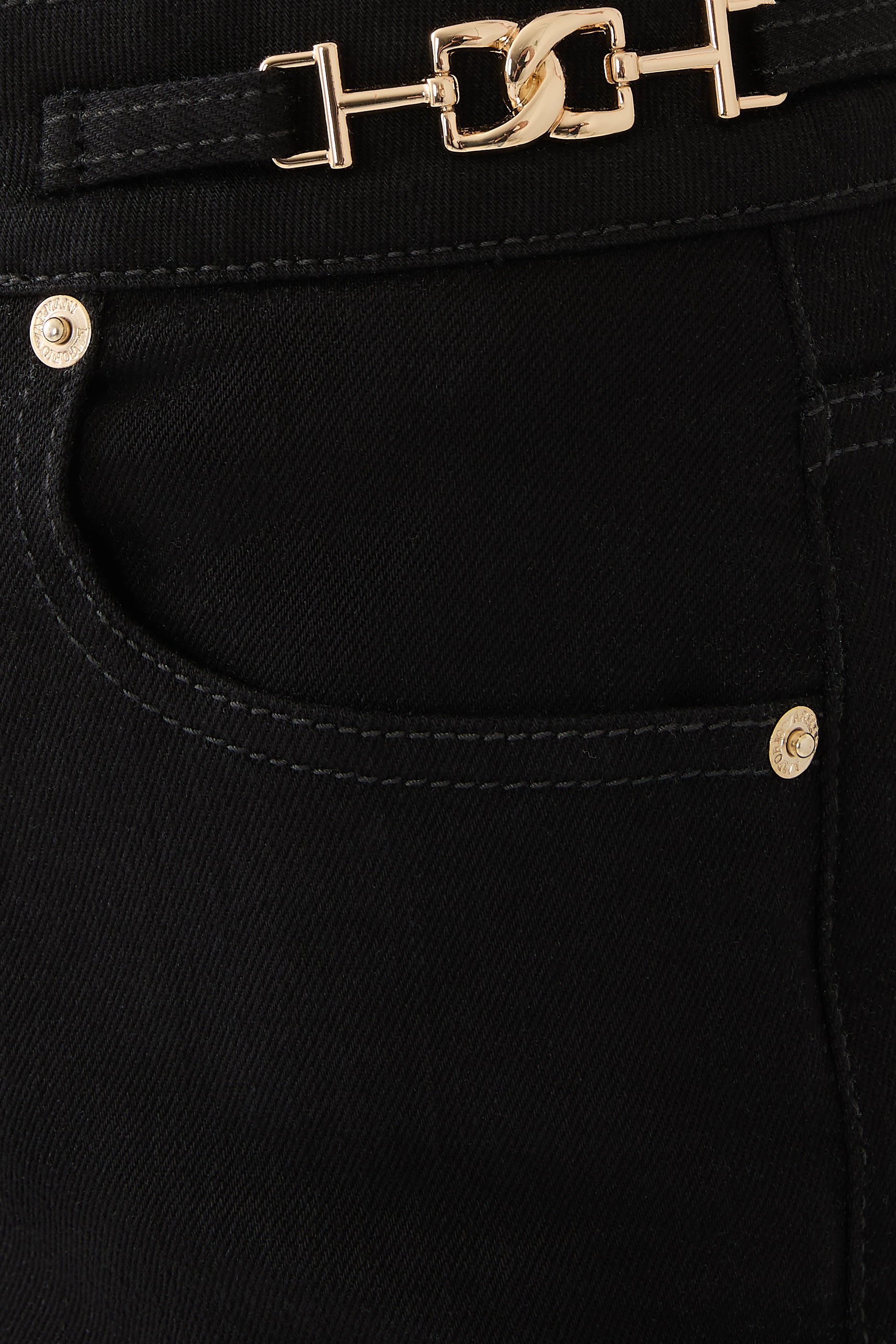 بنطال جينز بقصة عادية دنيم