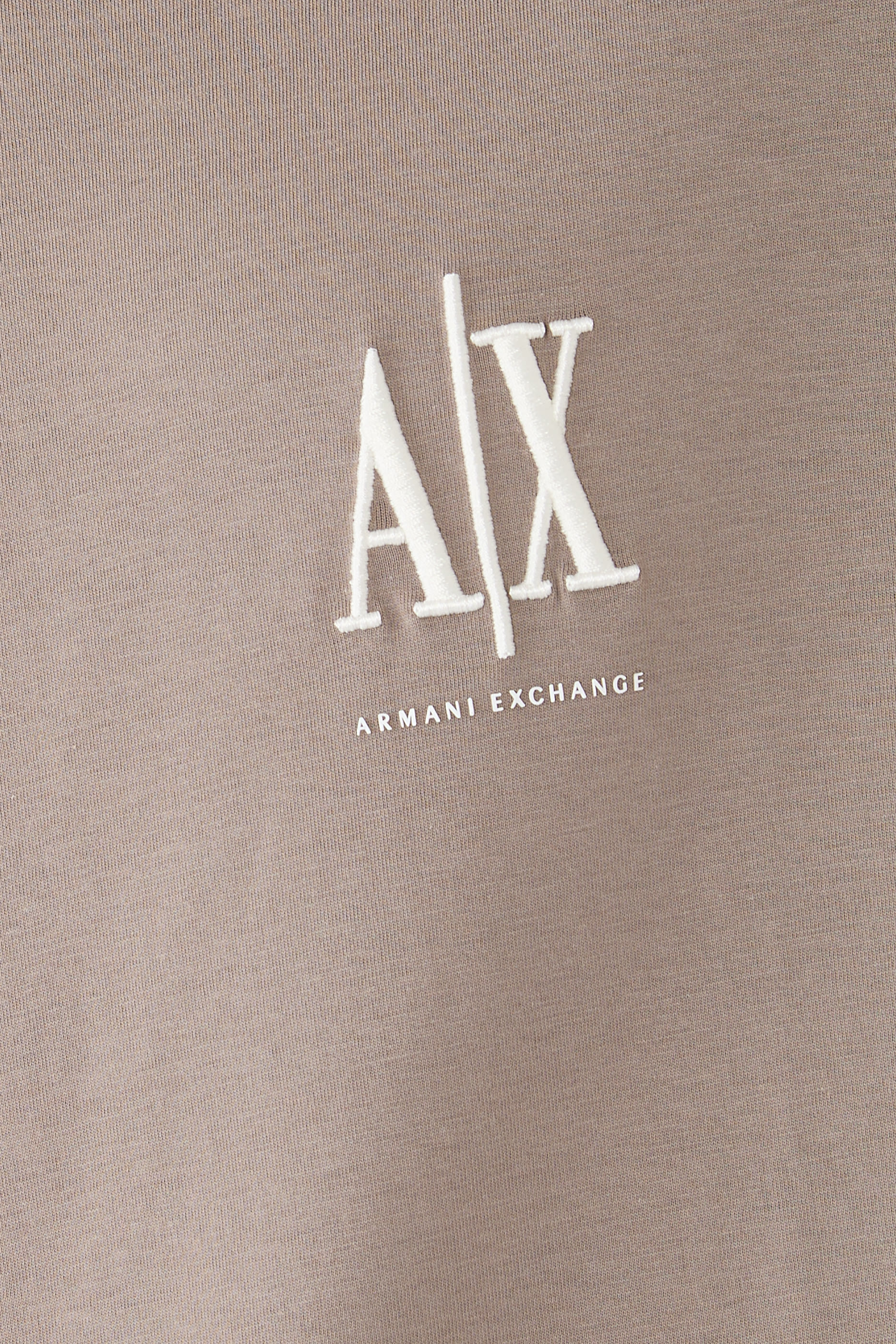 تيشيرت ايكون بقصة عادية