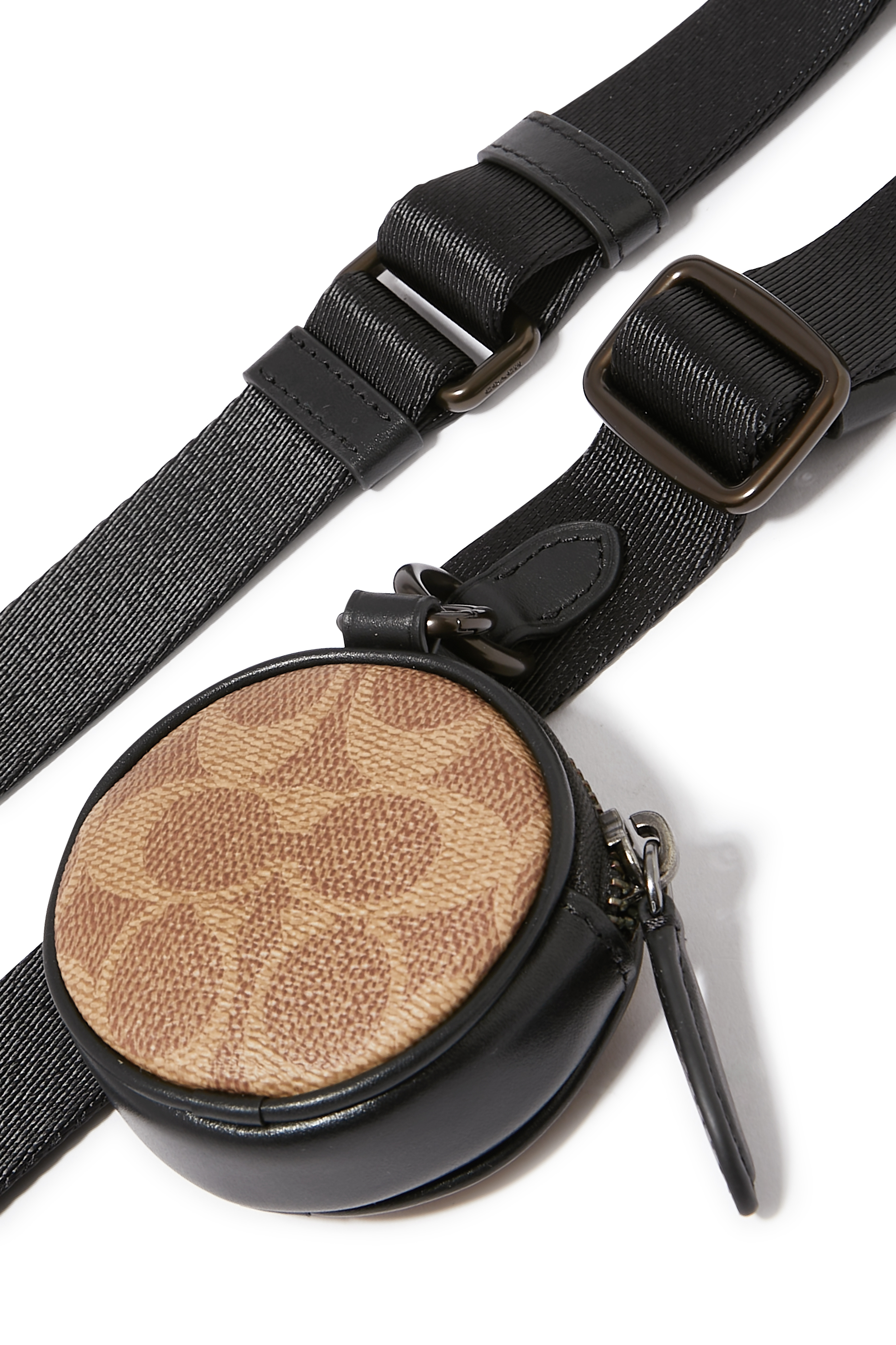 حقيبة كروس بودي شارتر بتصميم رفيع