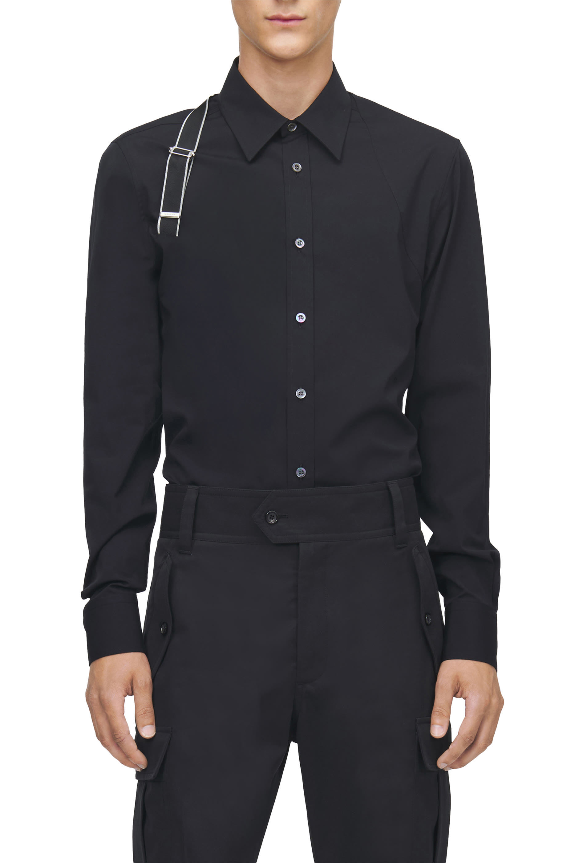 قميص هارنيس بشعار الماركة