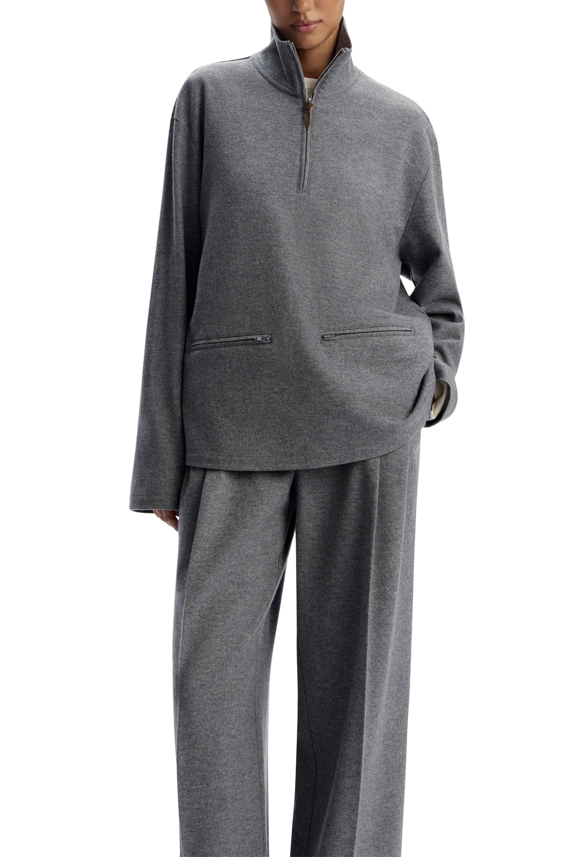 سويت شيرت صوف ونايلون