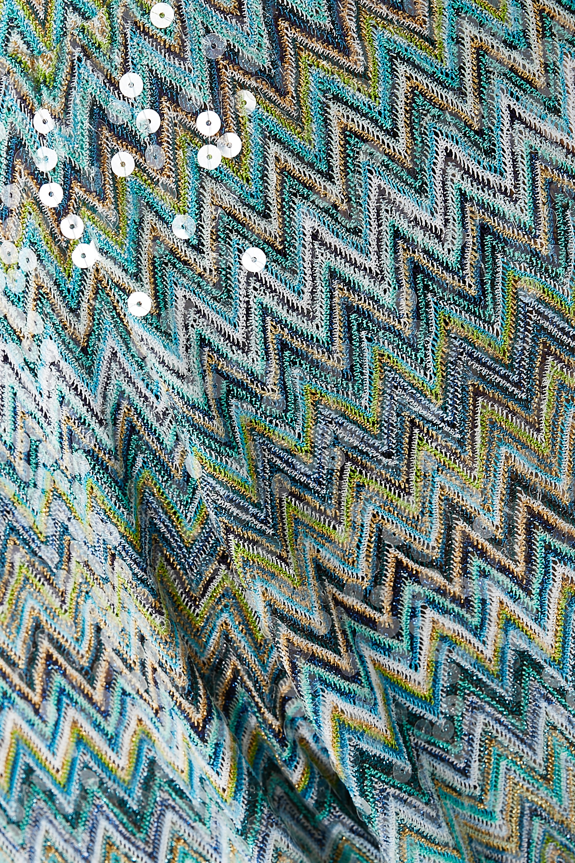 جمبسوت طويل بنقشة خطوط متعرجة