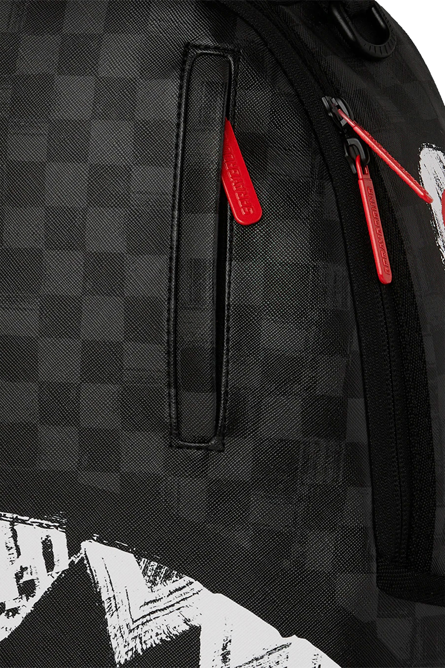 حقيبة ظهر بنقشة شعار الماركة بخط يدوي للأطفال