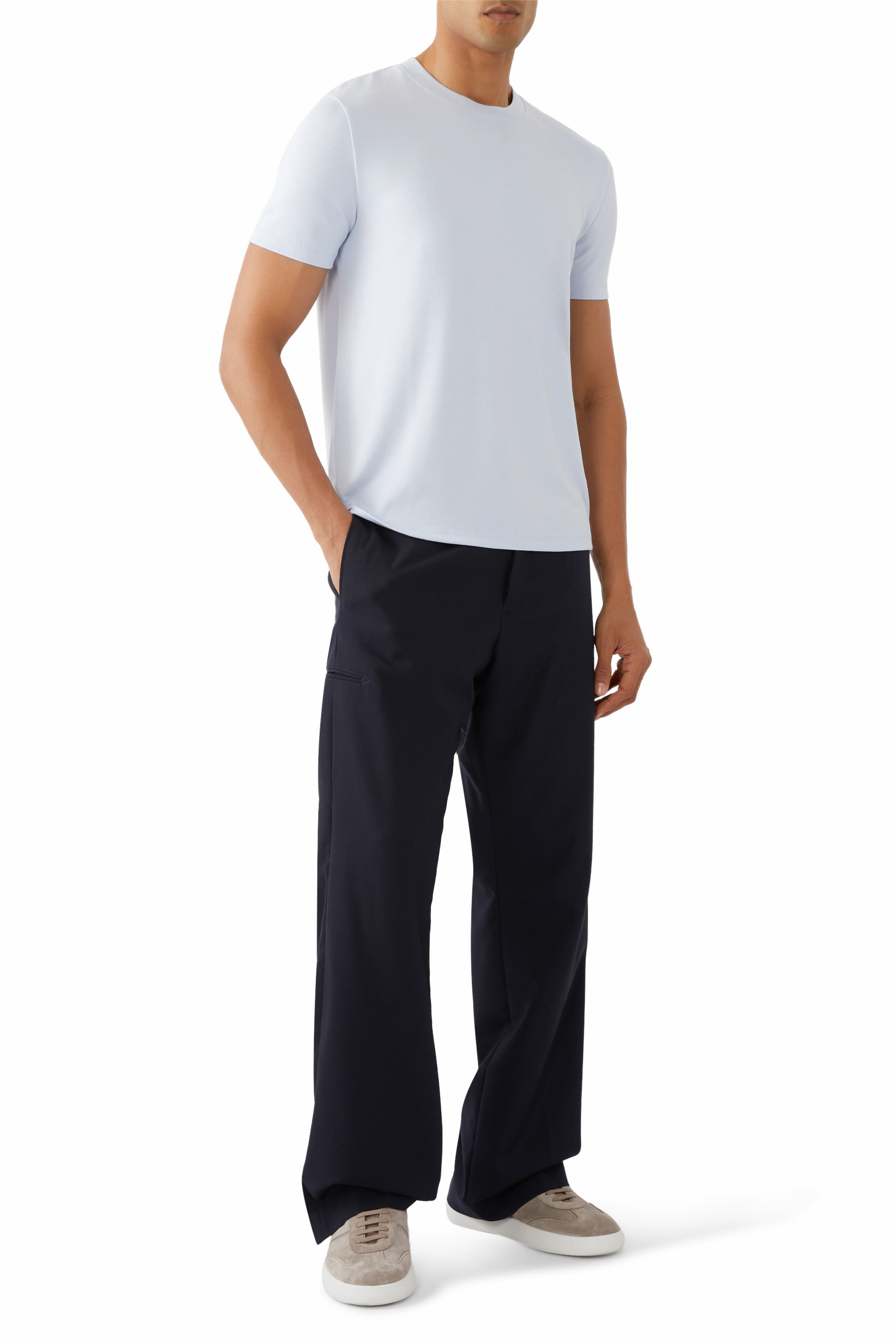 تيشيرت إسنشالز