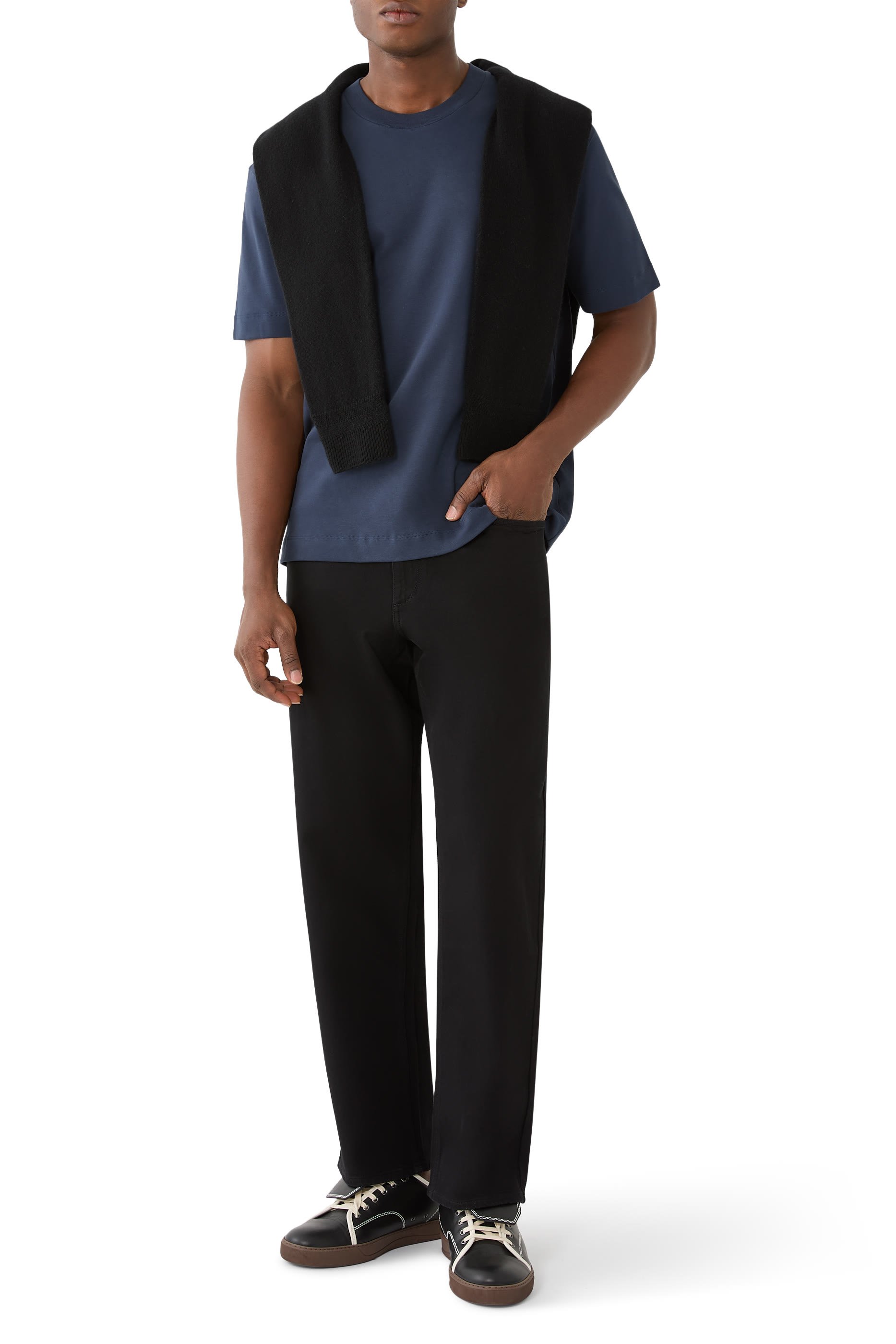 تيشيرت ثقيل الوزن بقصة مريحة