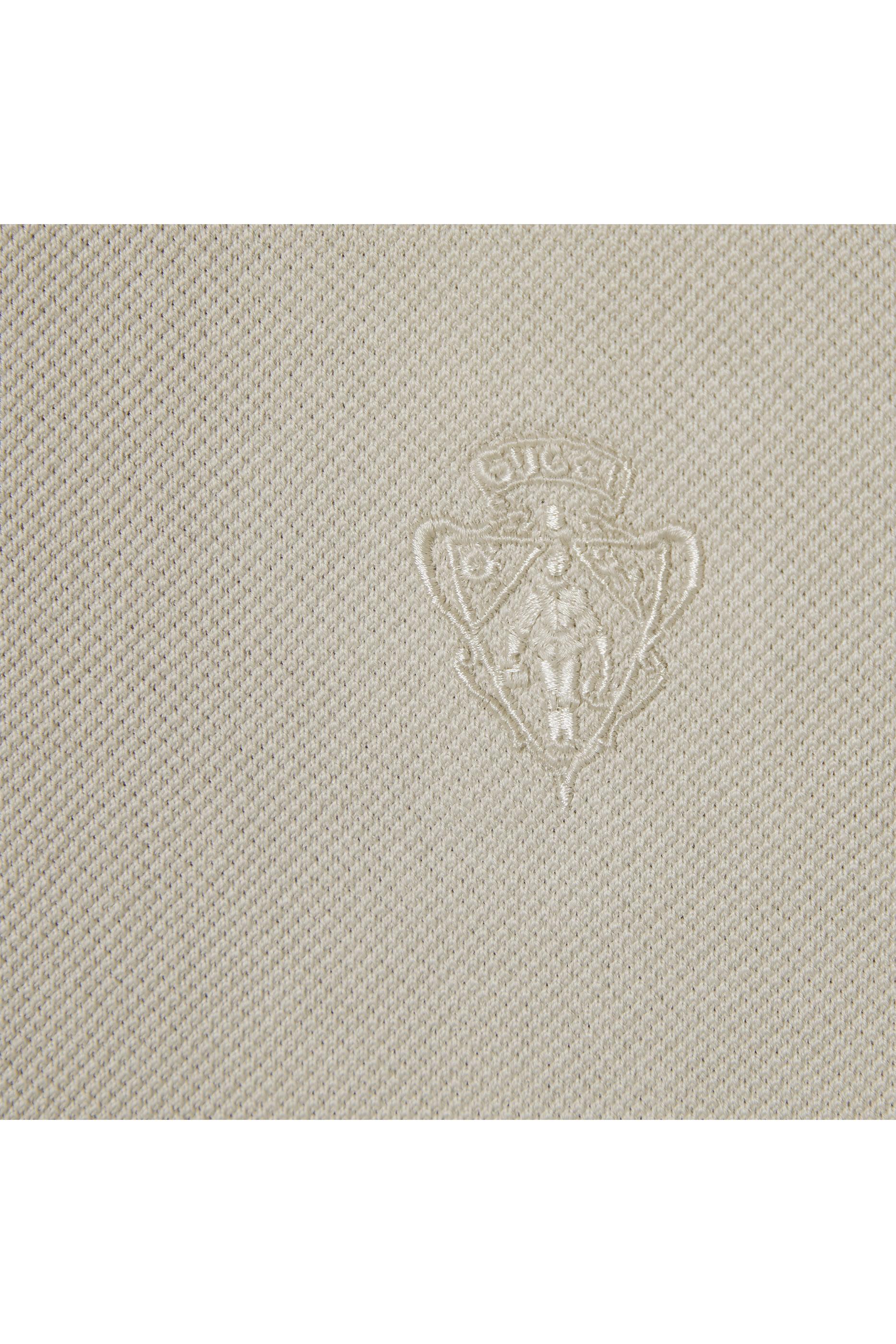 قميص بولو مطرز قطن بيكيه