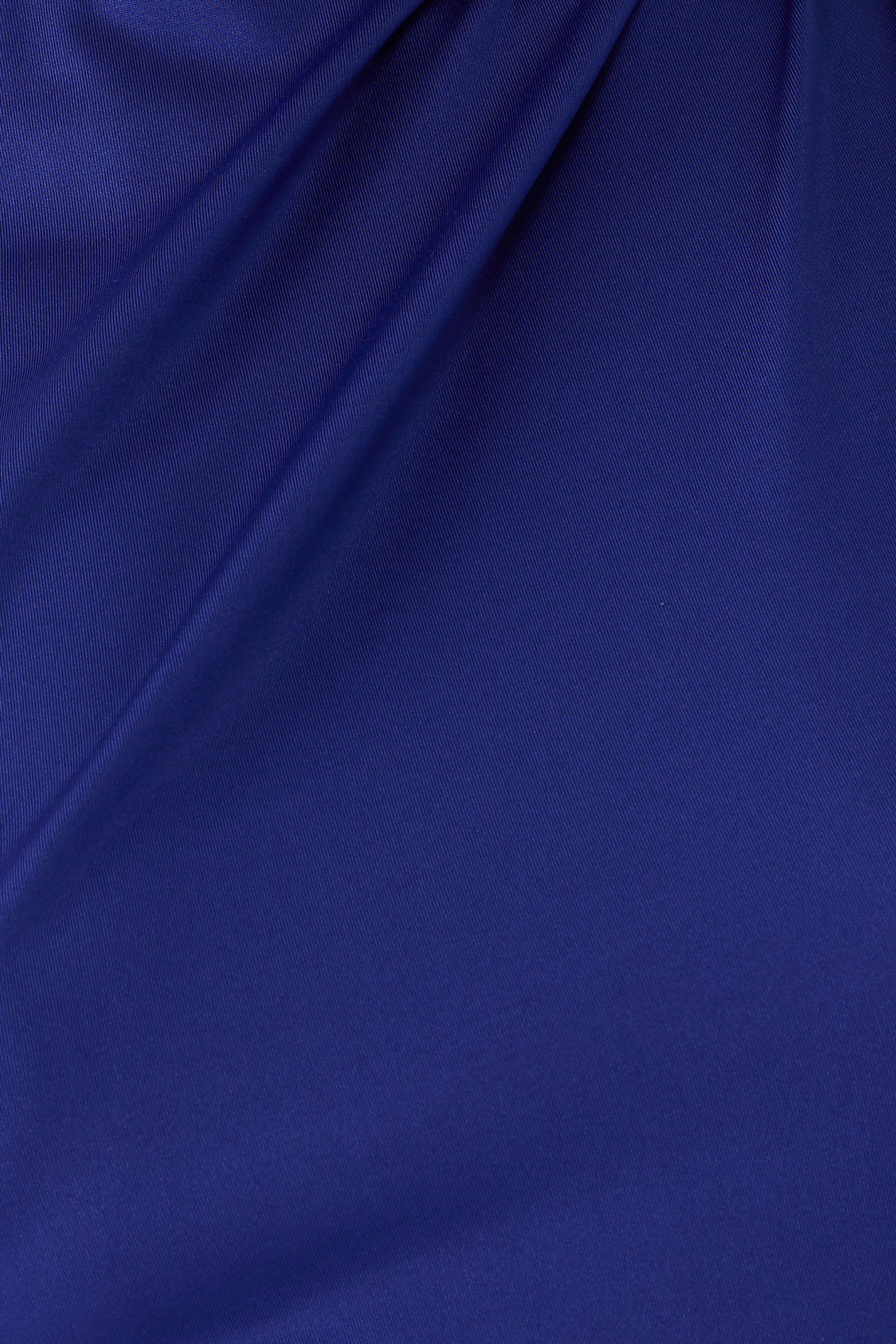 فستان سهرة درابيه بلا أكمام