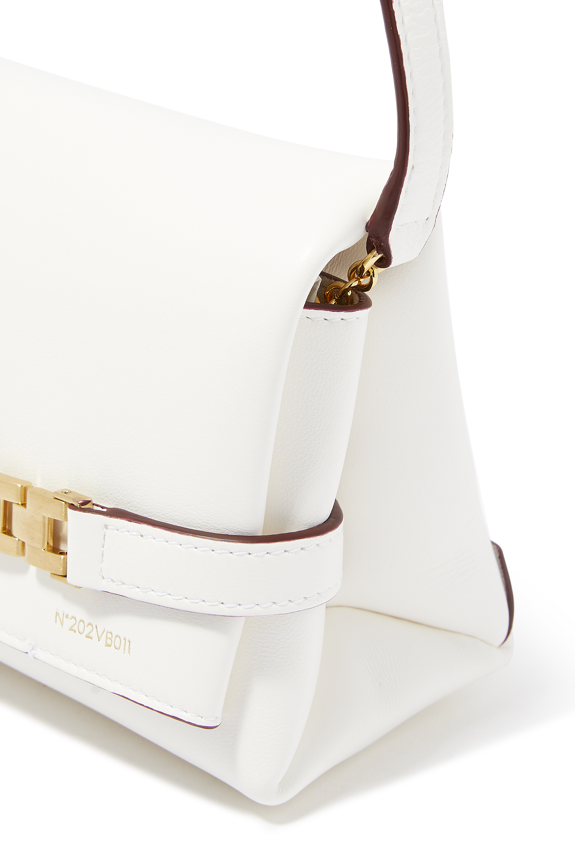 حقيبة صغيرة جلد