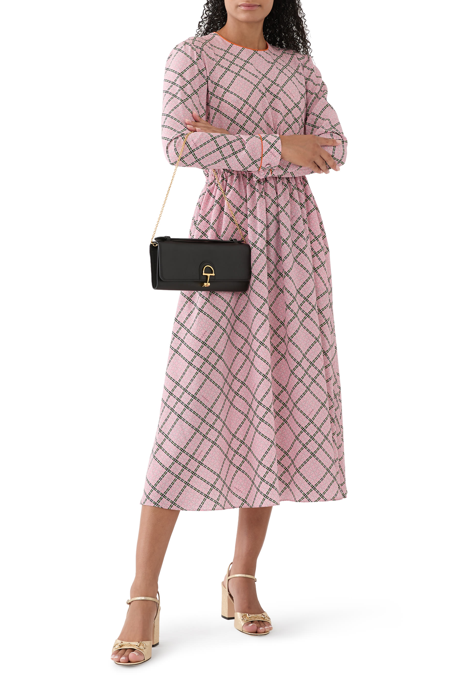 فستان بنقشة حرير