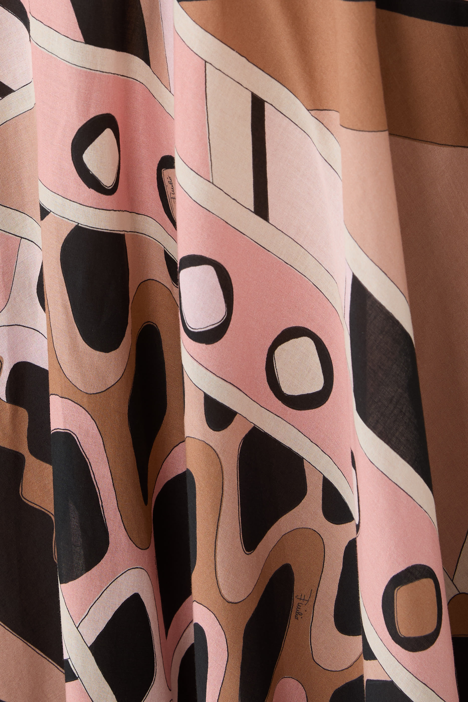 تنورة فيفارا