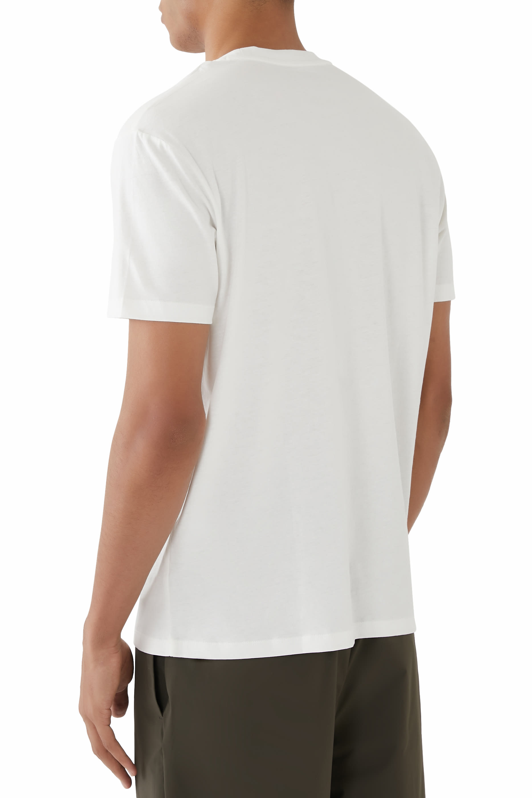 تيشيرت بشعار الماركة