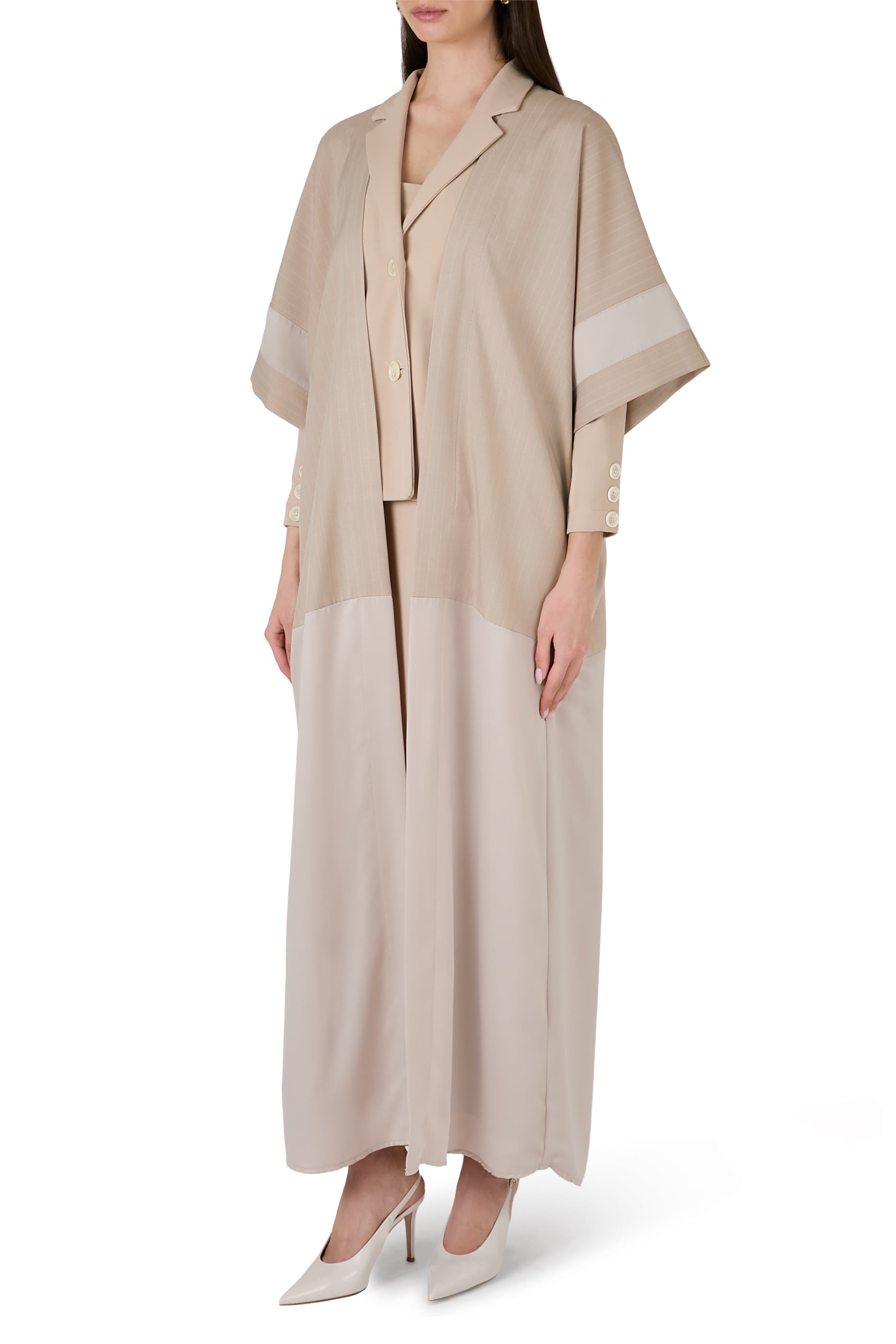 طقم بليزر وفستان