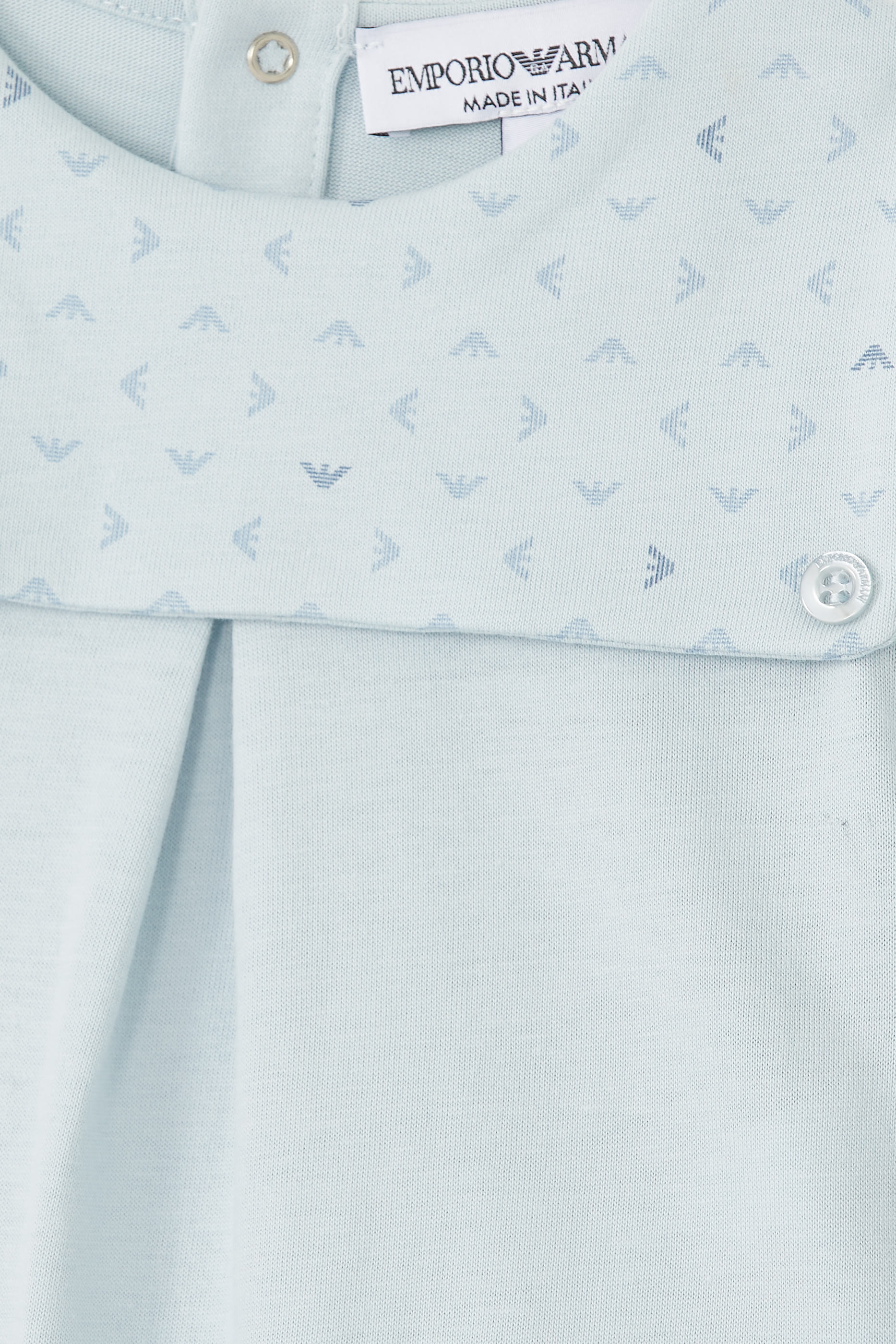 طقم هدايا بدلة للرضع بشعار الماركة