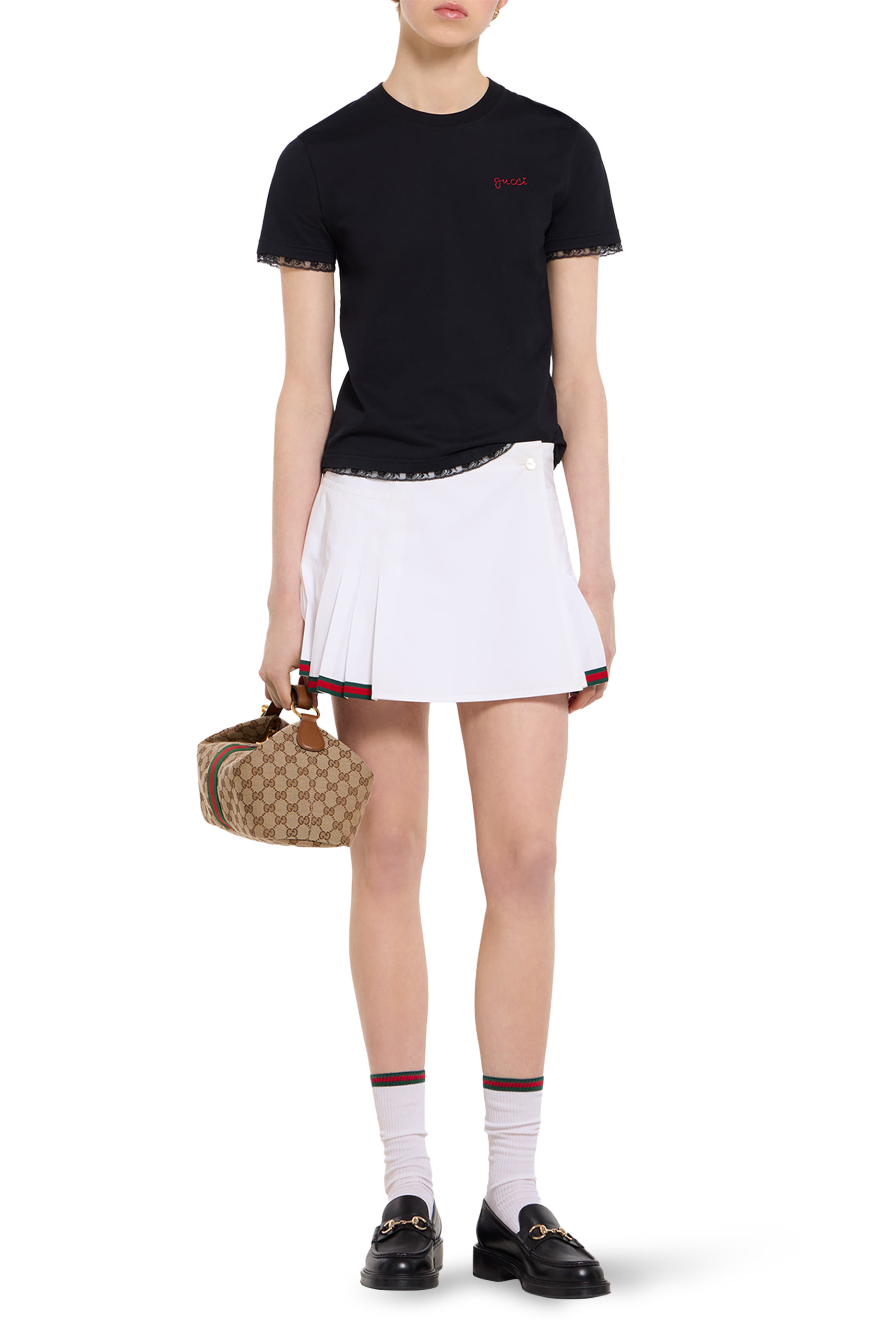 تيشيرت مطرز بشعار الماركة قطن