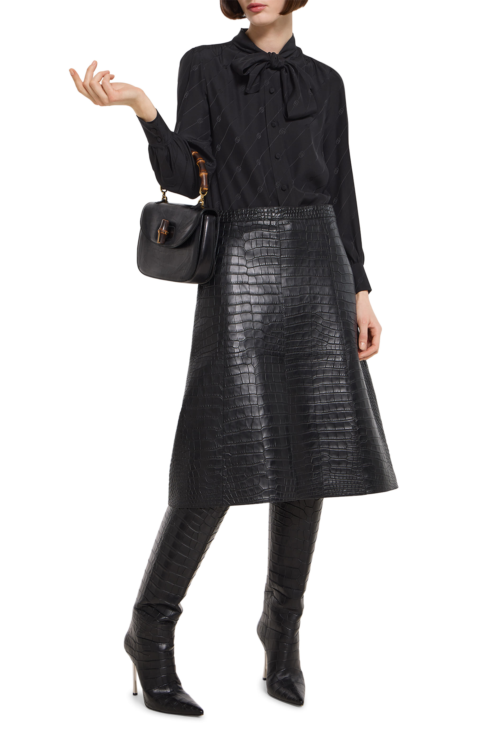 قميص بنقشة حرفي شعار الماركة المتداخلين حرير كريب ستان