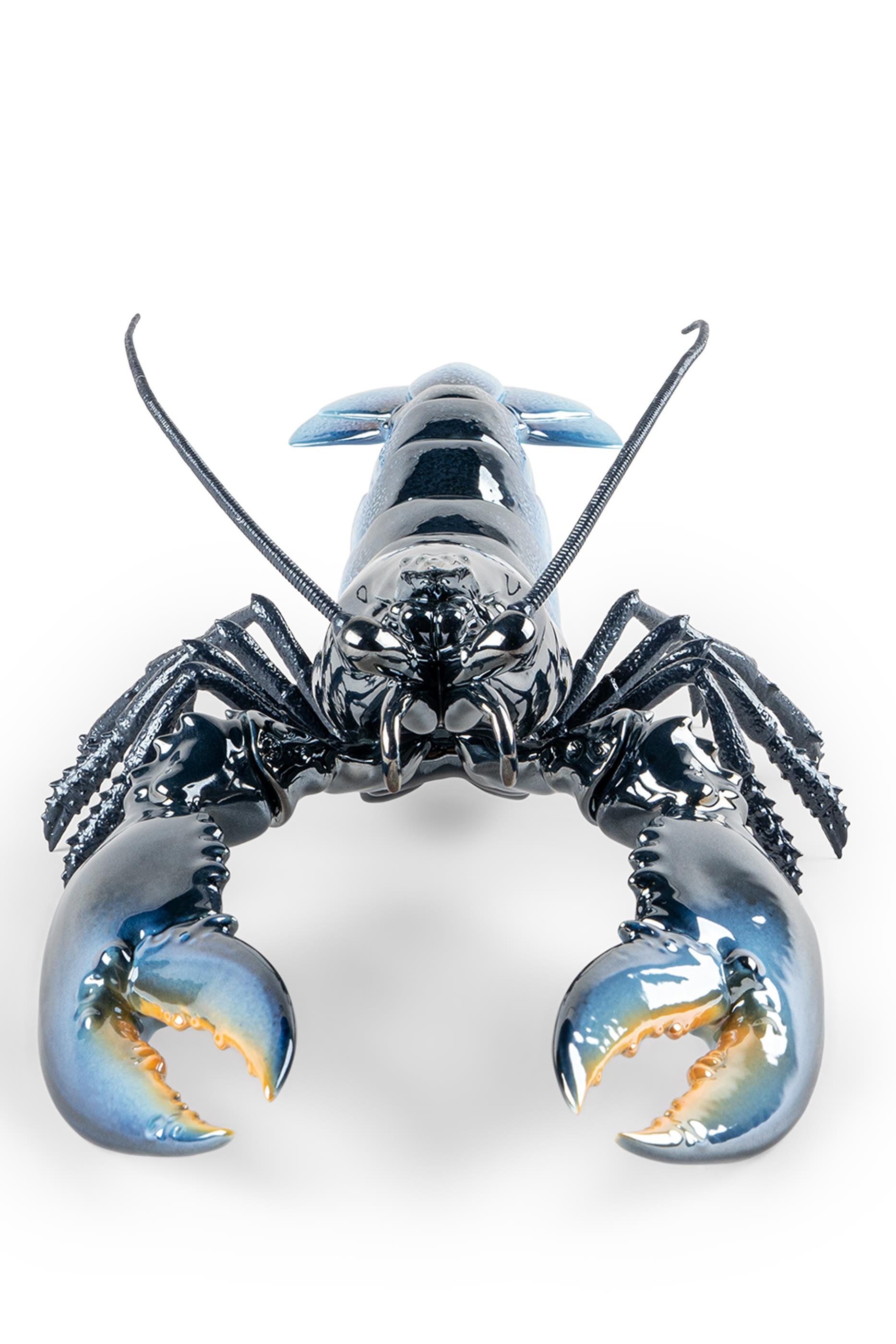 قطعة ديكور منحوتة بتصميم كركند