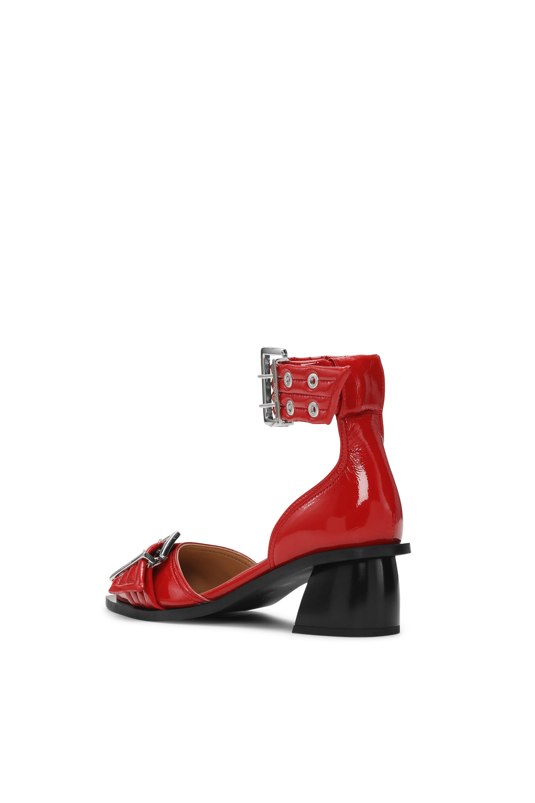 حذاء كلاسيك فيمينين بإبزيم بحلقات مفرغة