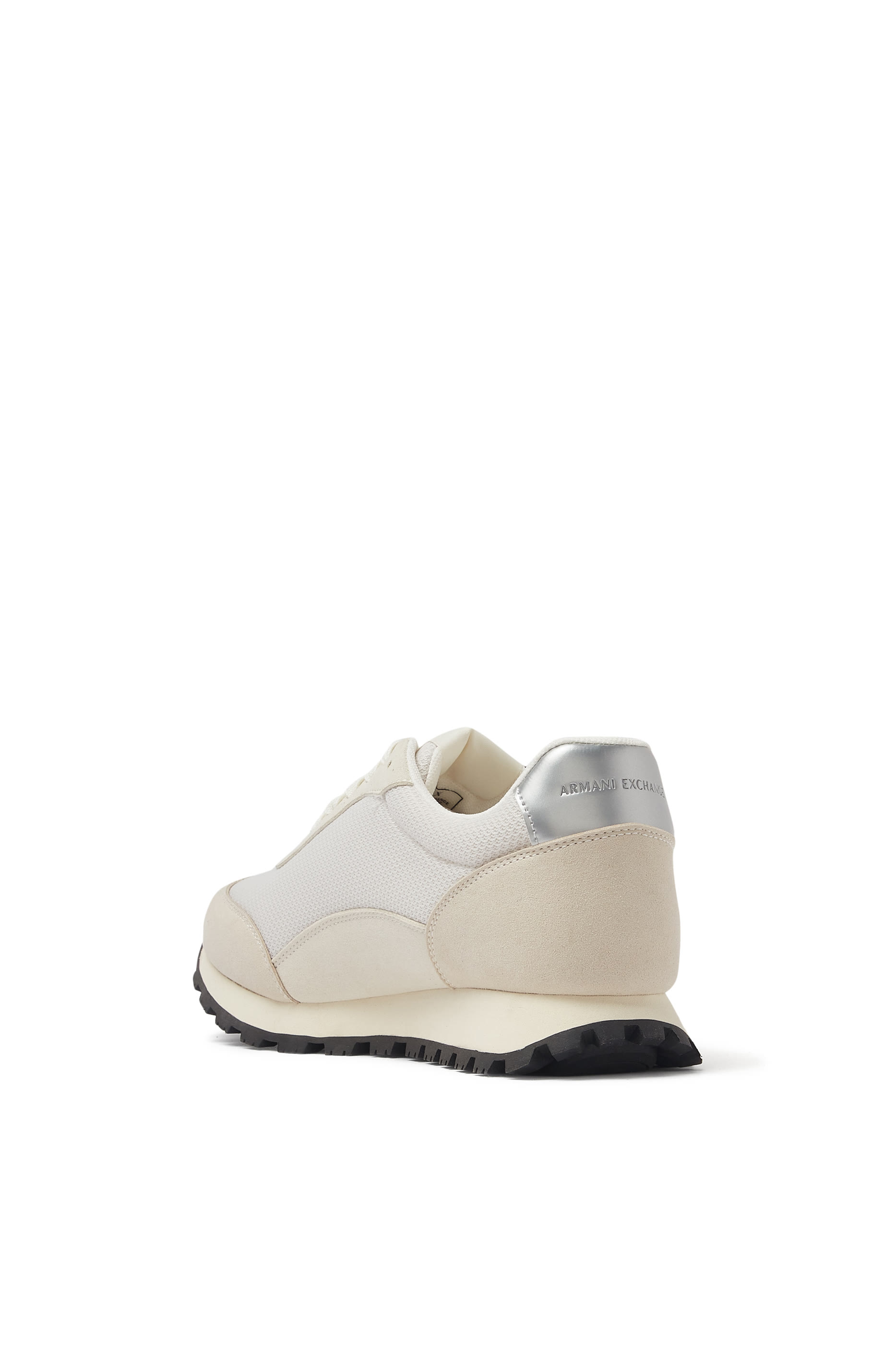 سنيكرز بشعار الماركة