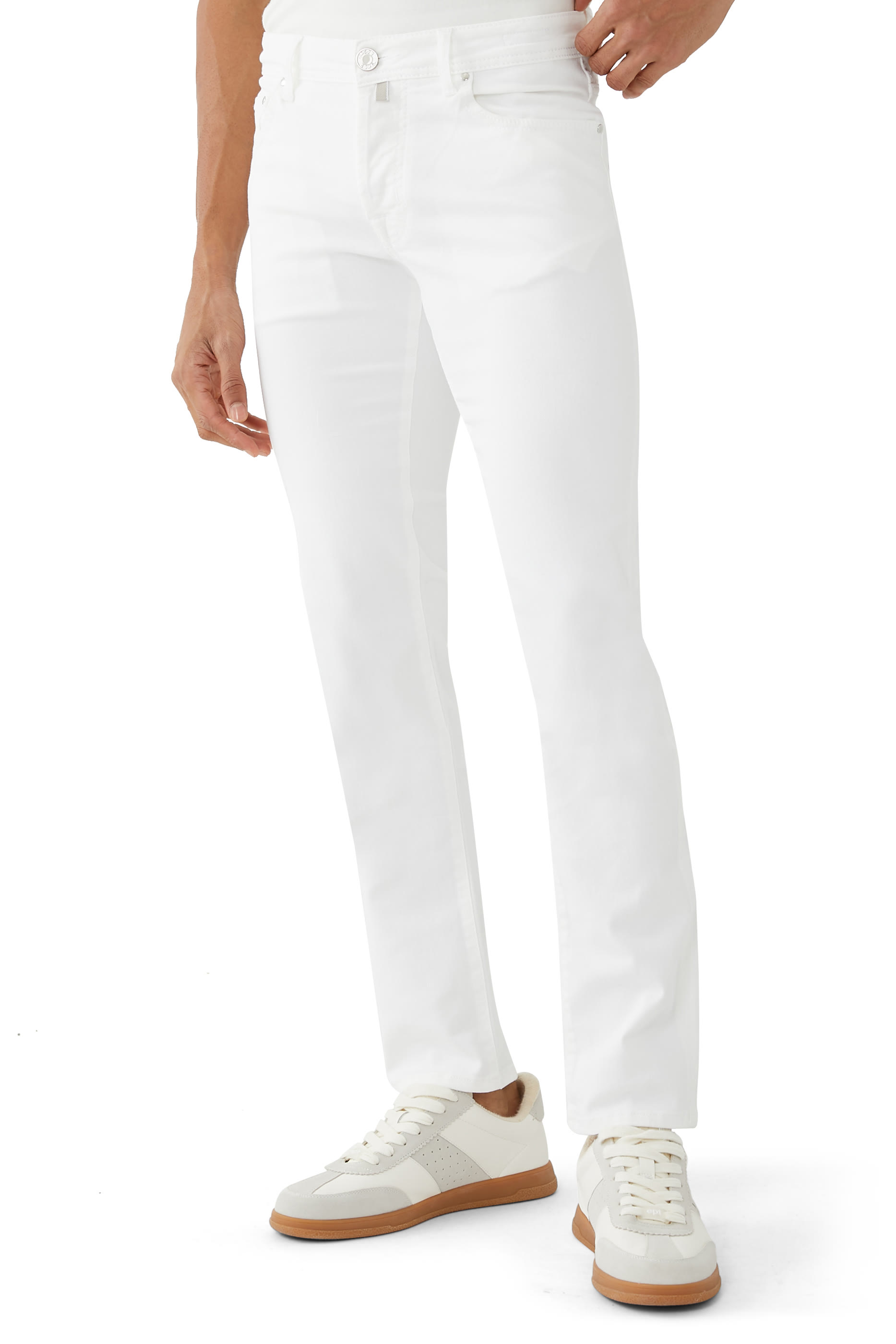 بنطال جينز نيك بقصة ضيقة