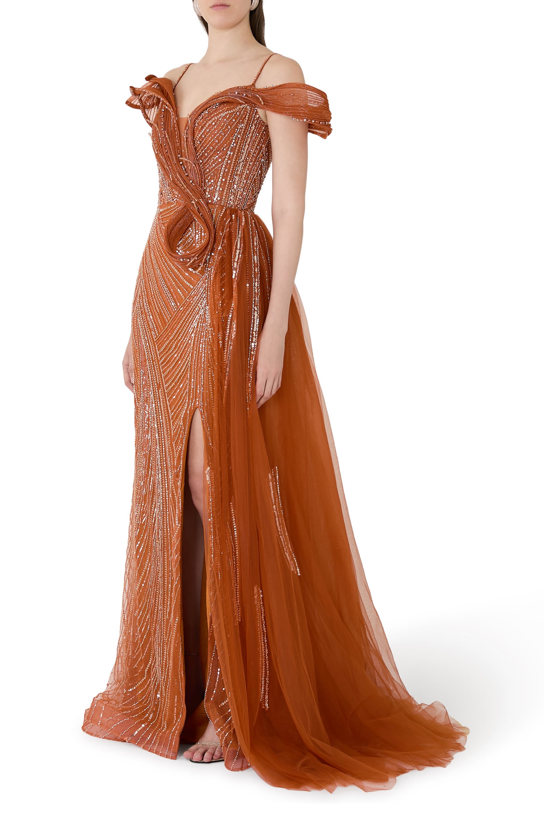 فستان سهرة بأكتاف مكشوفة وخرز