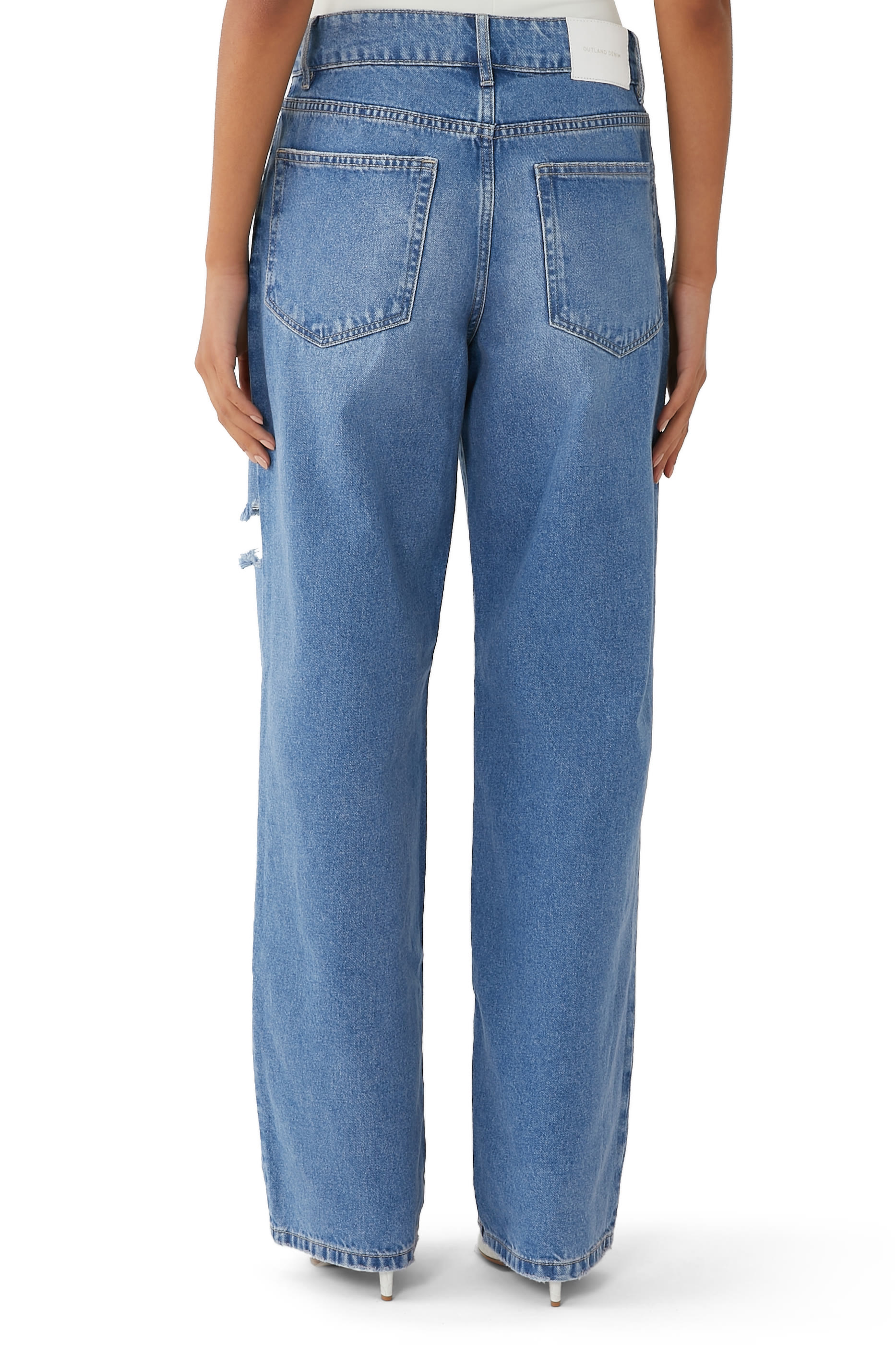 بنطال جينز أفريل بخصر منخفض وقصة واسعة