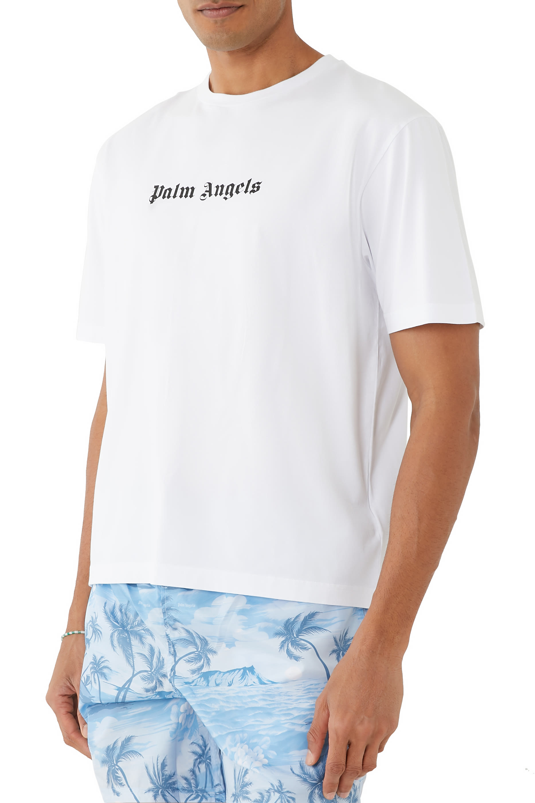 تيشيرت بشعار الماركة