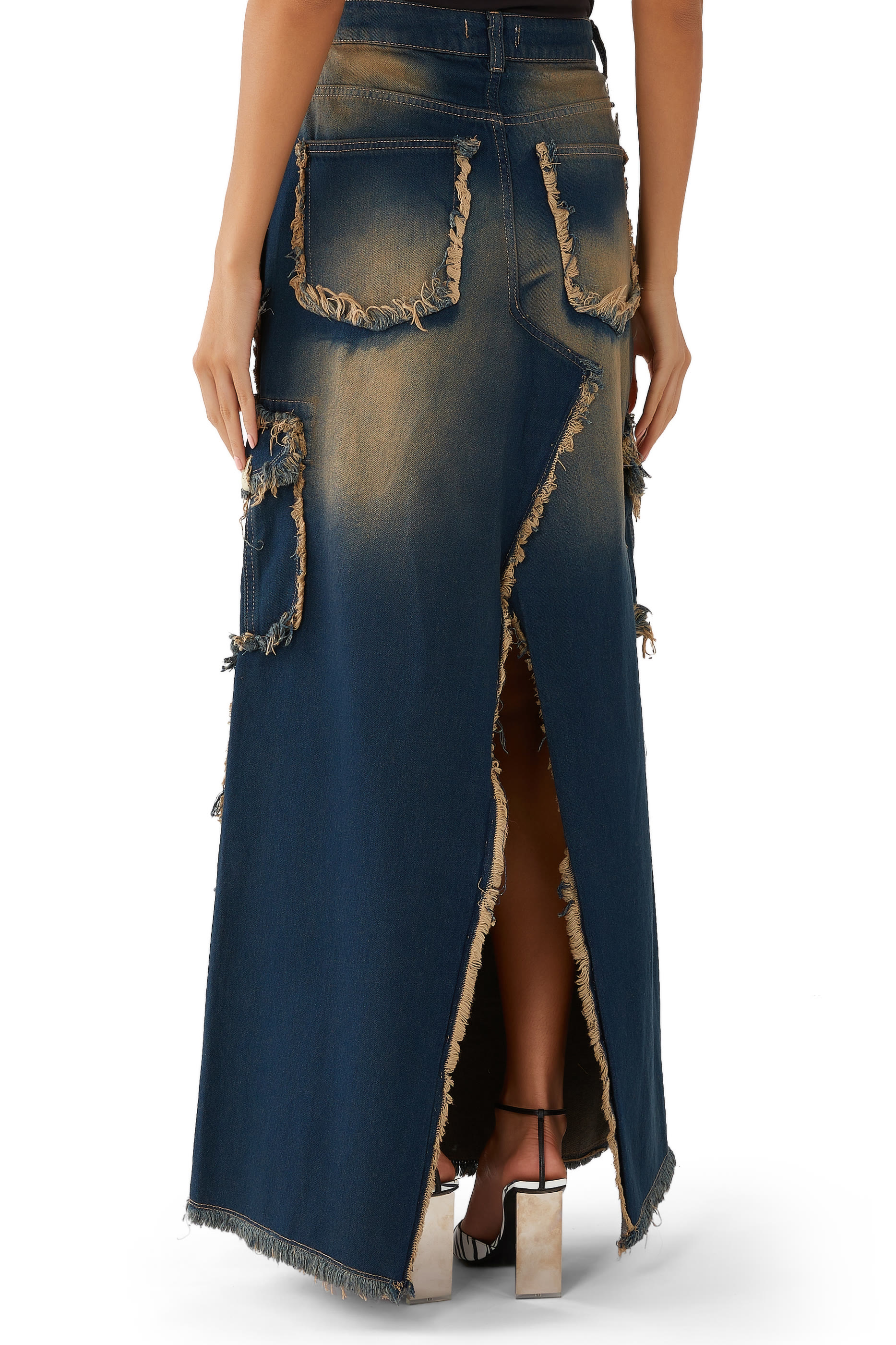 تنورة دنيم بحواف غير محاكة