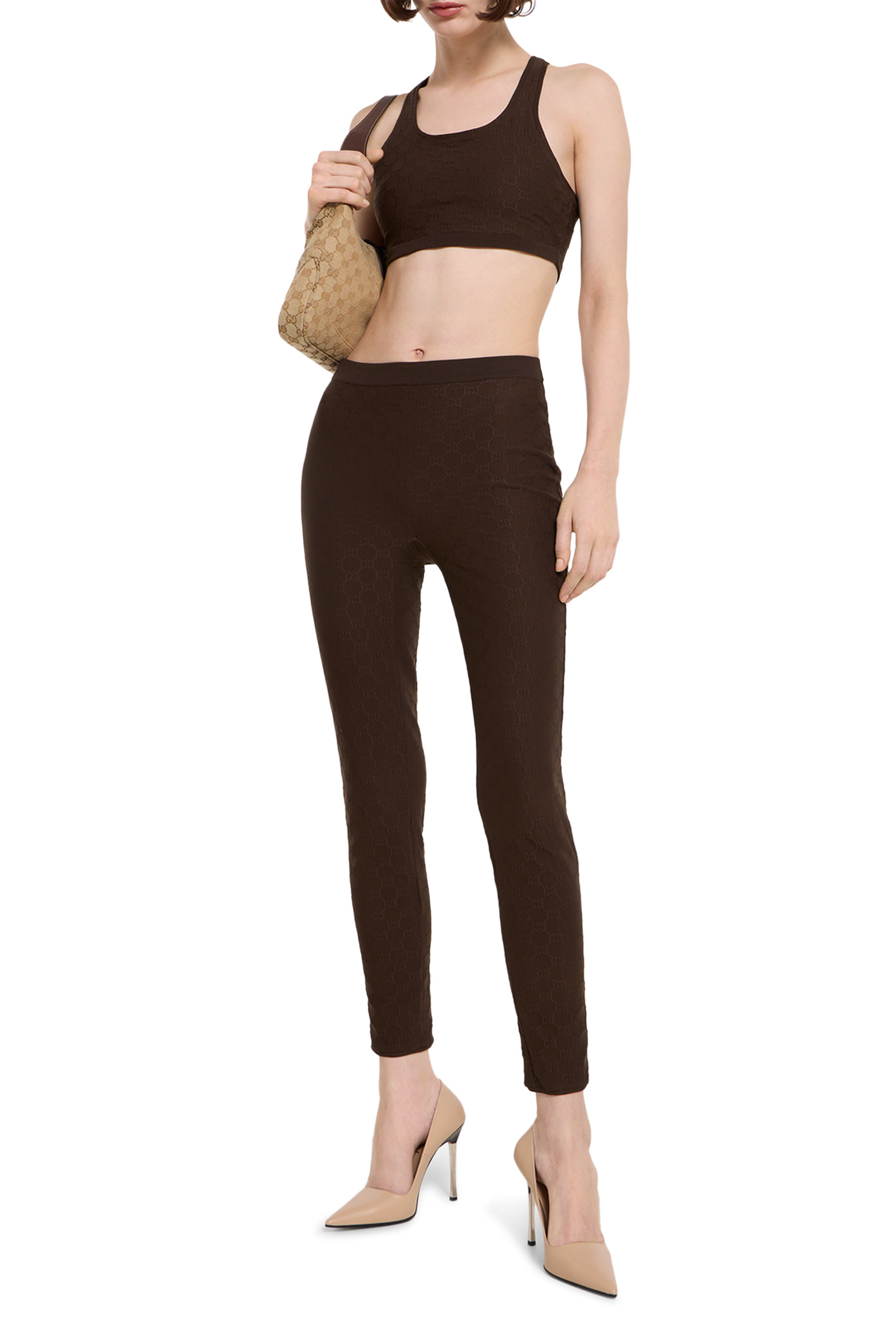 بلوزة بشعار الماركة جاكار