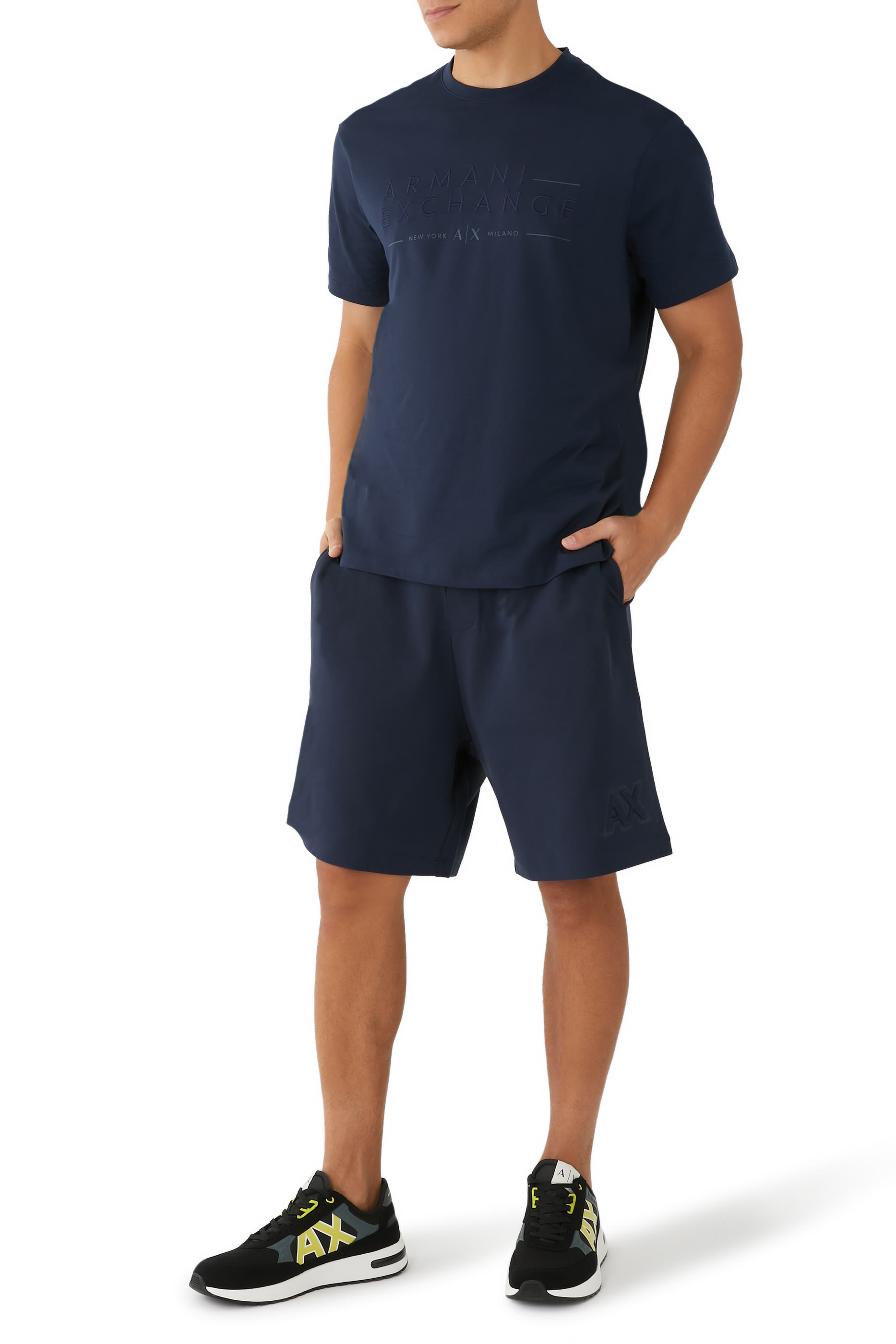 تيشيرت ميتا نايتشر بشعار الماركة