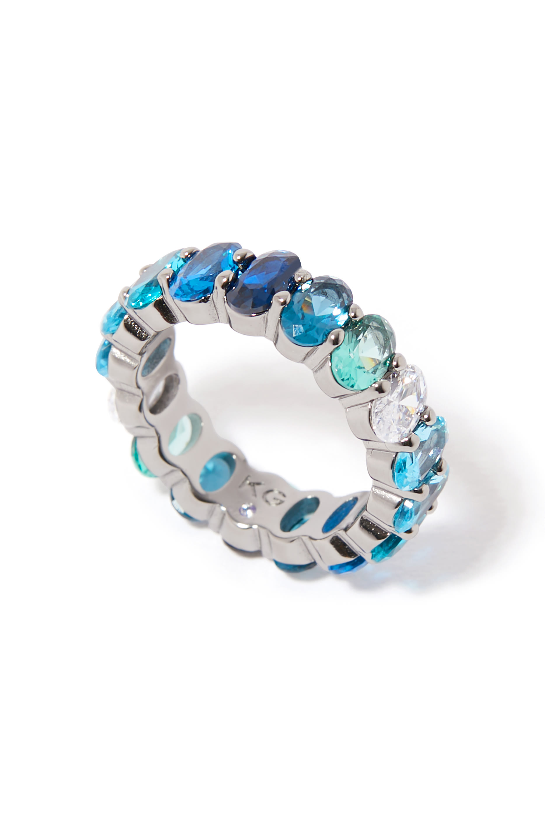 خاتم مزين بعبارة بي كايند