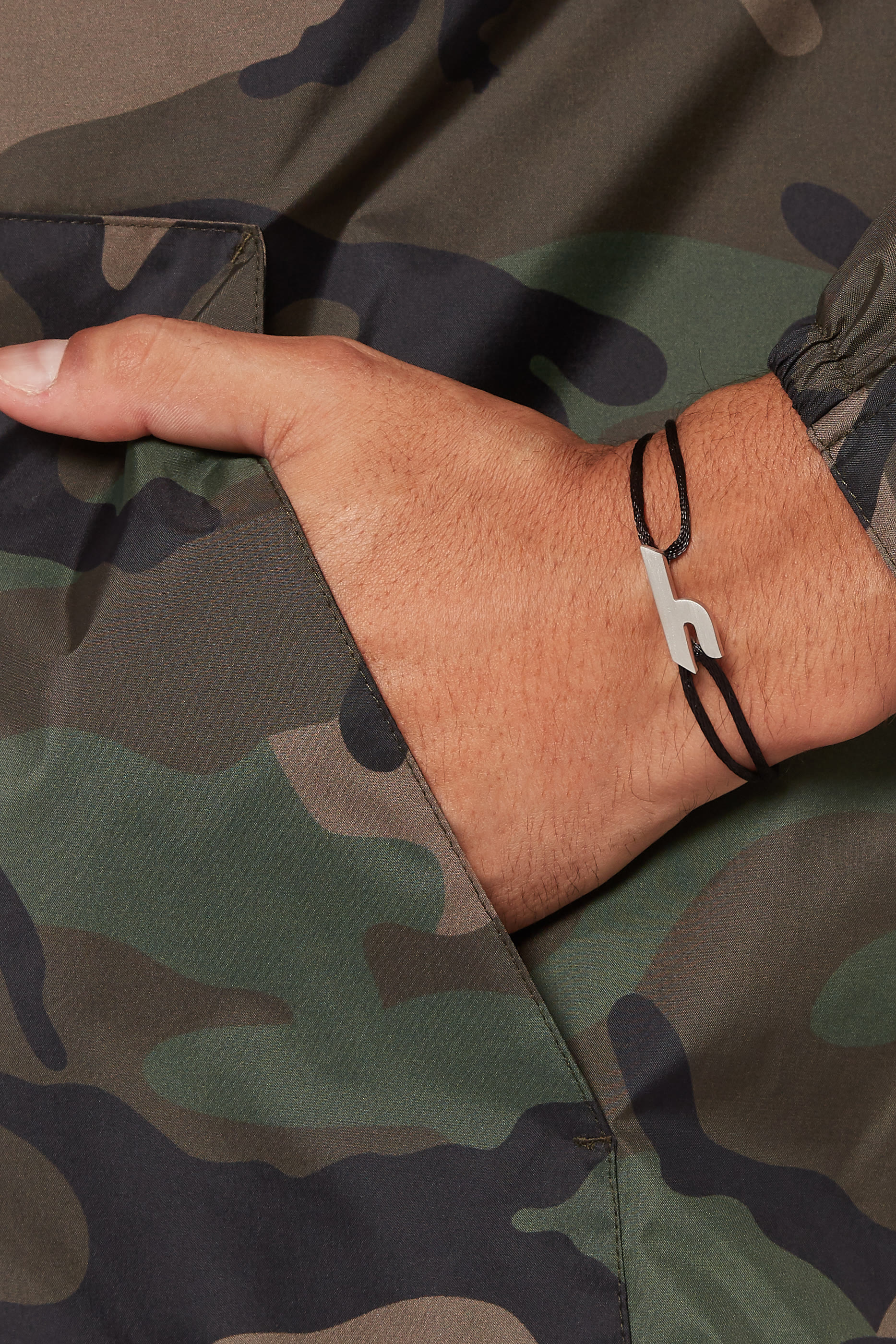 سوار مزين بحلية بتصميم حرف ح، فضة استرلينية