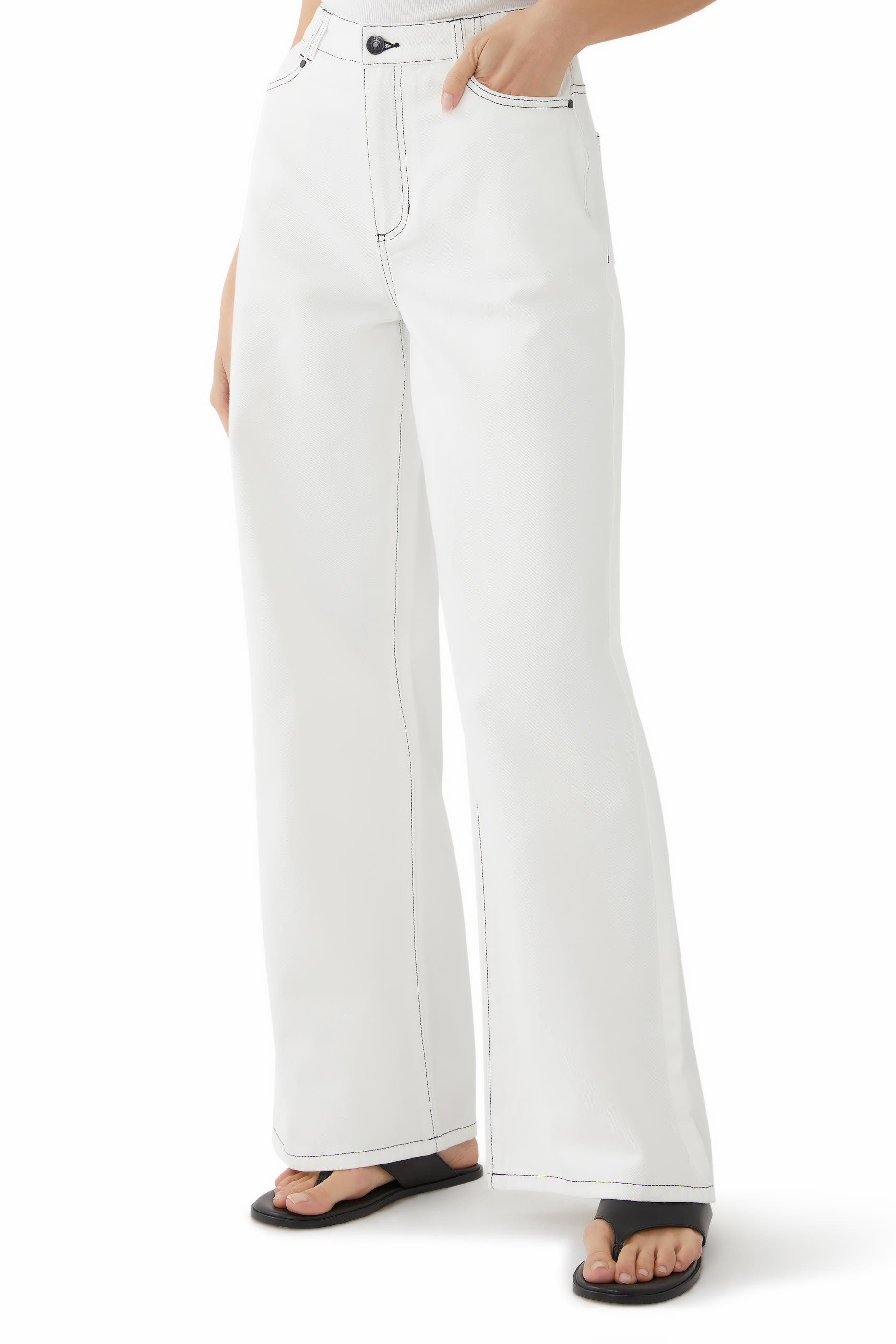 بنطال جينز هانا بقصة ساق مستقيمة