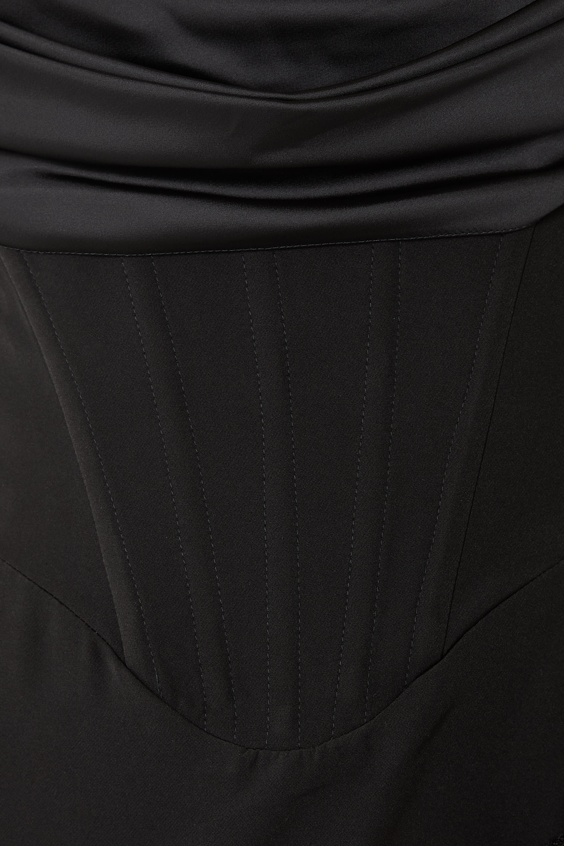 فستان أمادا