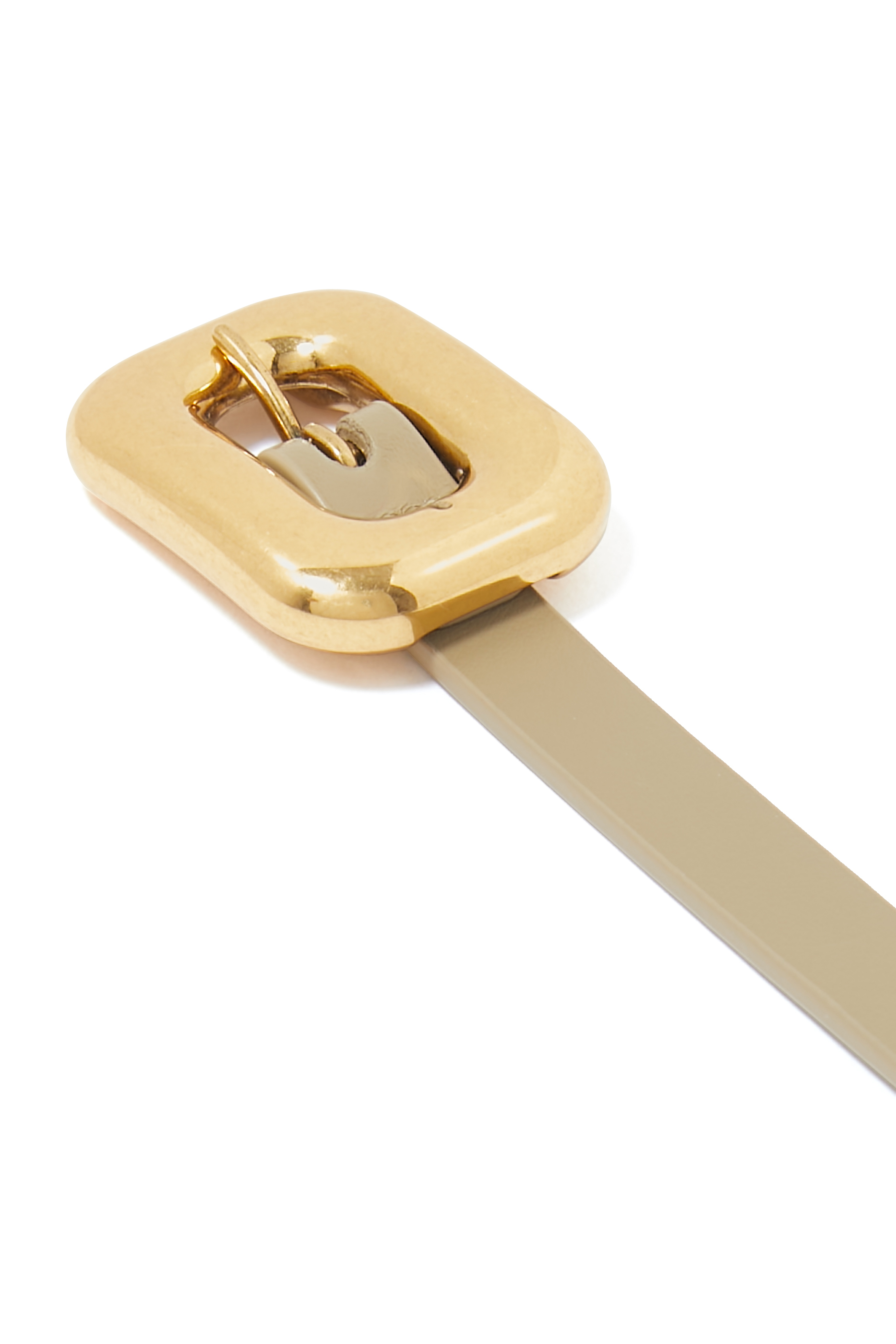 حزام مزين بحلقة