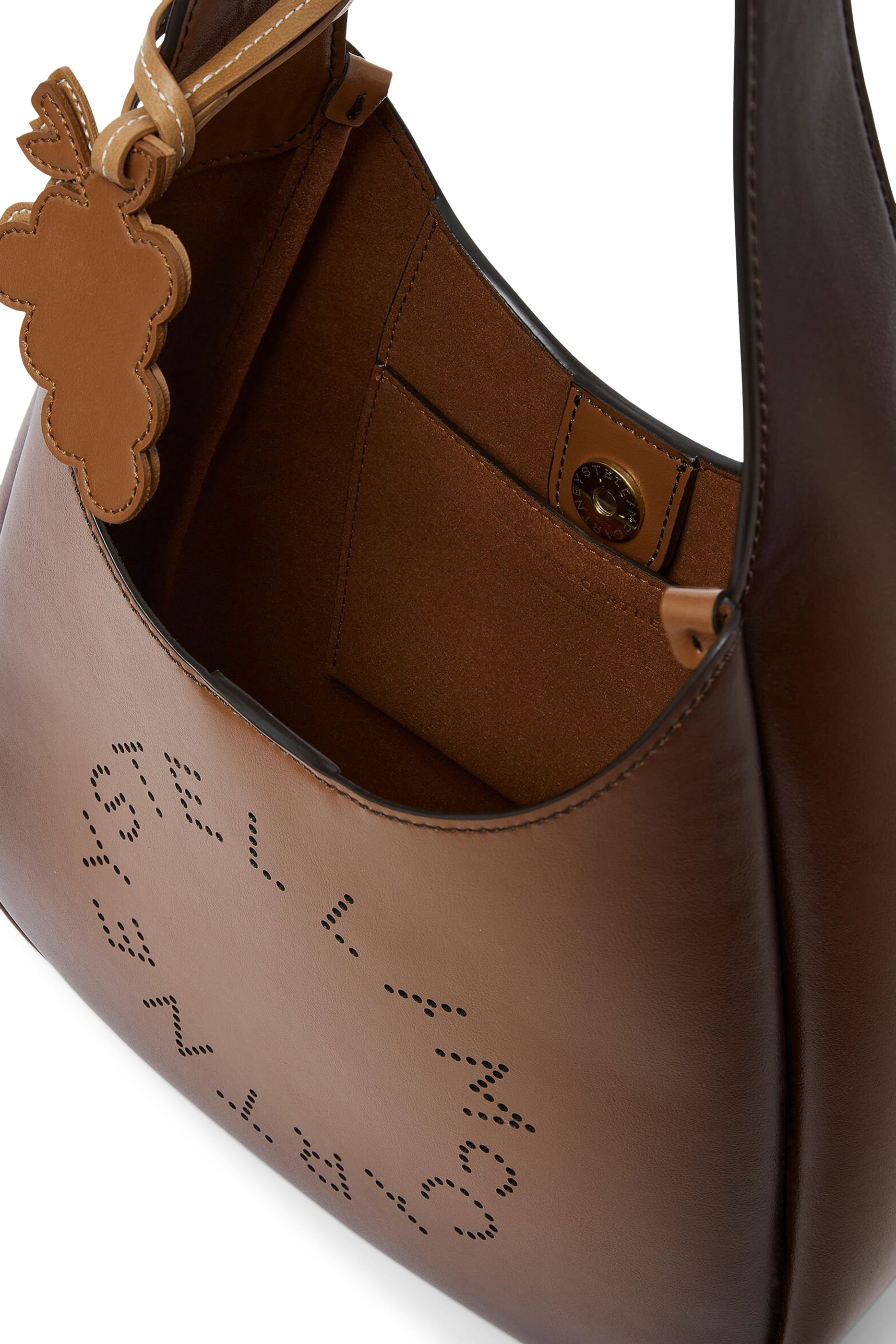 حقيبة كتف صغيرة بشعار الماركة